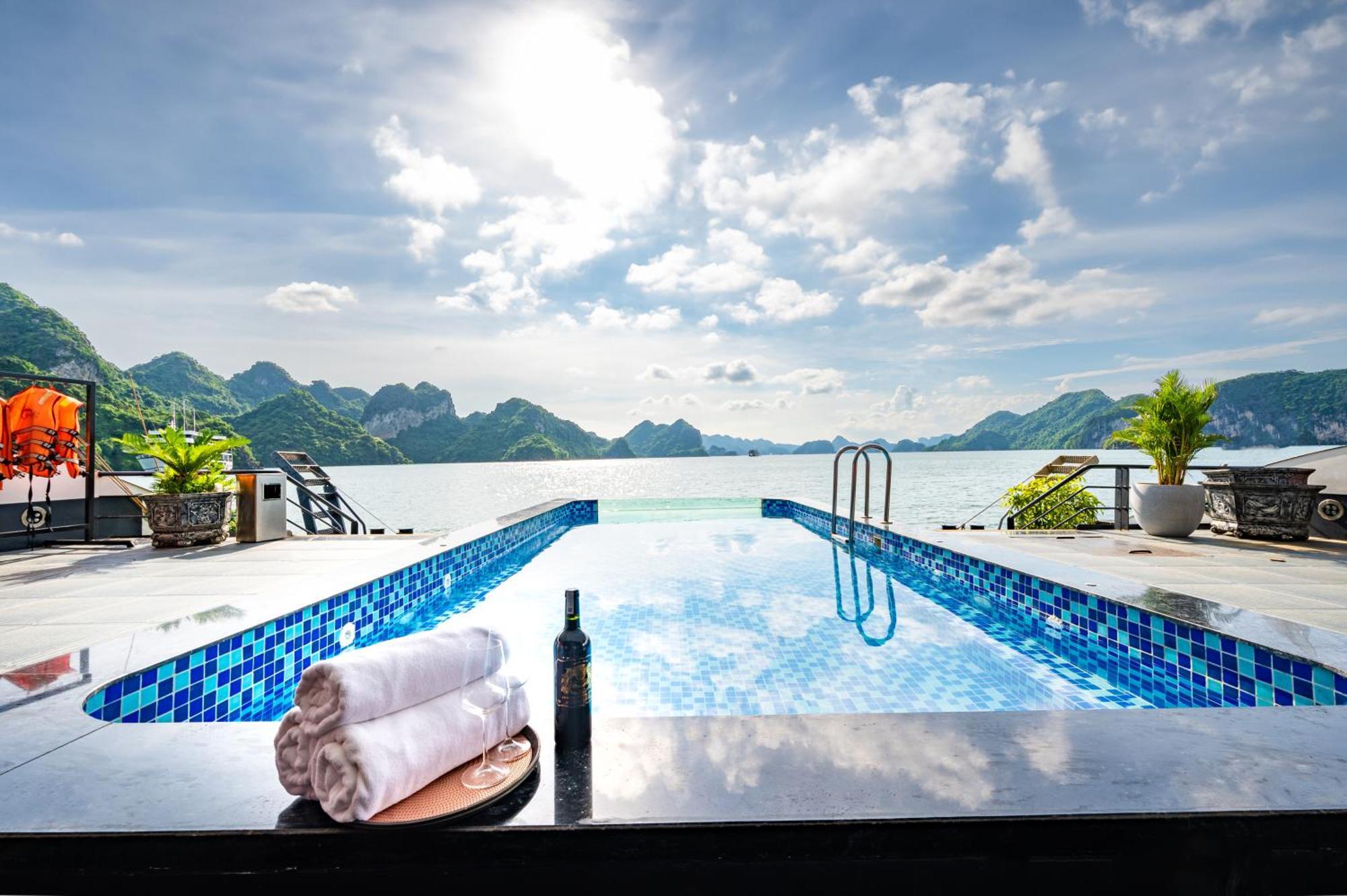 Era Halong Cruise