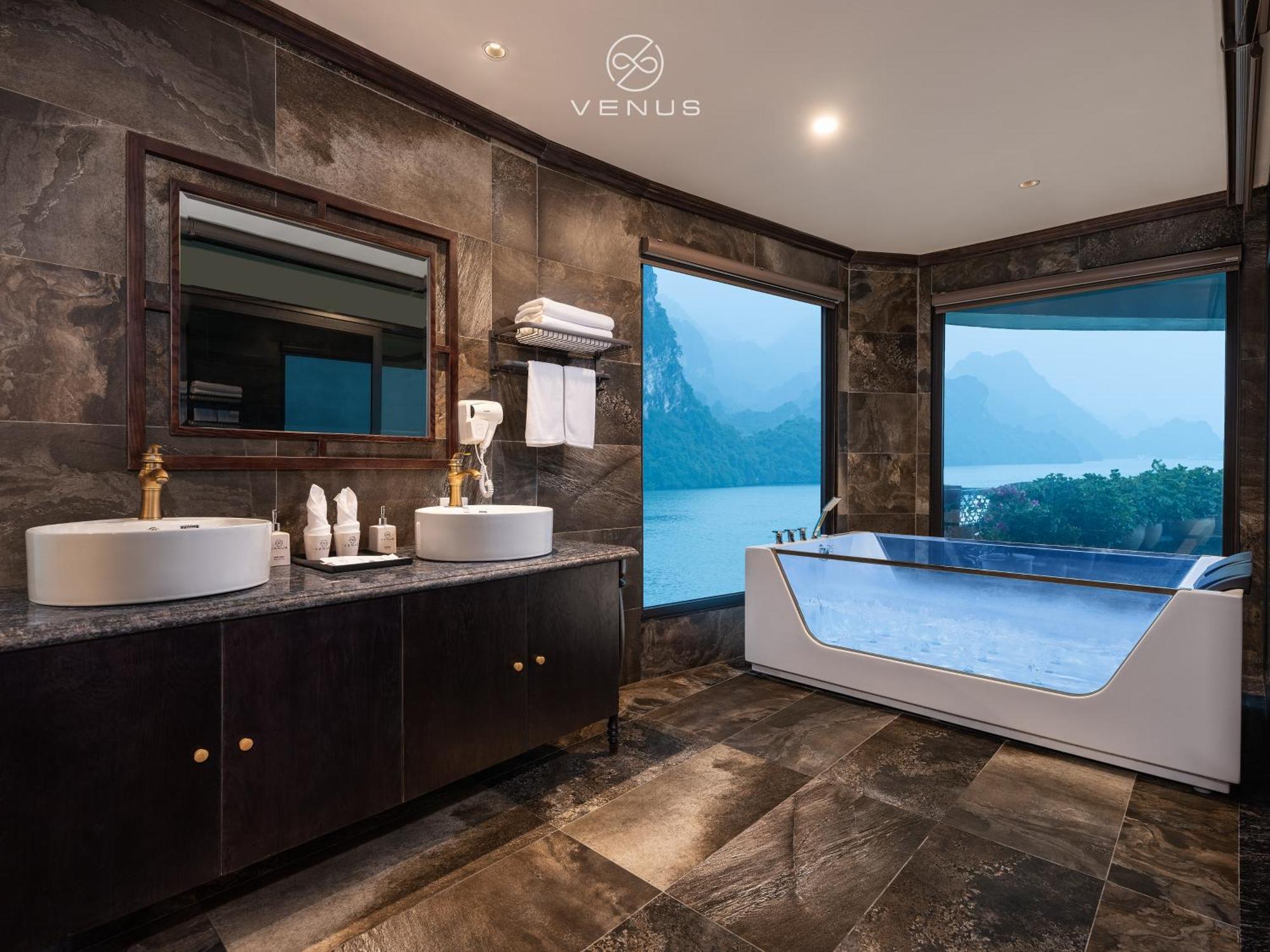 Era Halong Cruise 5*