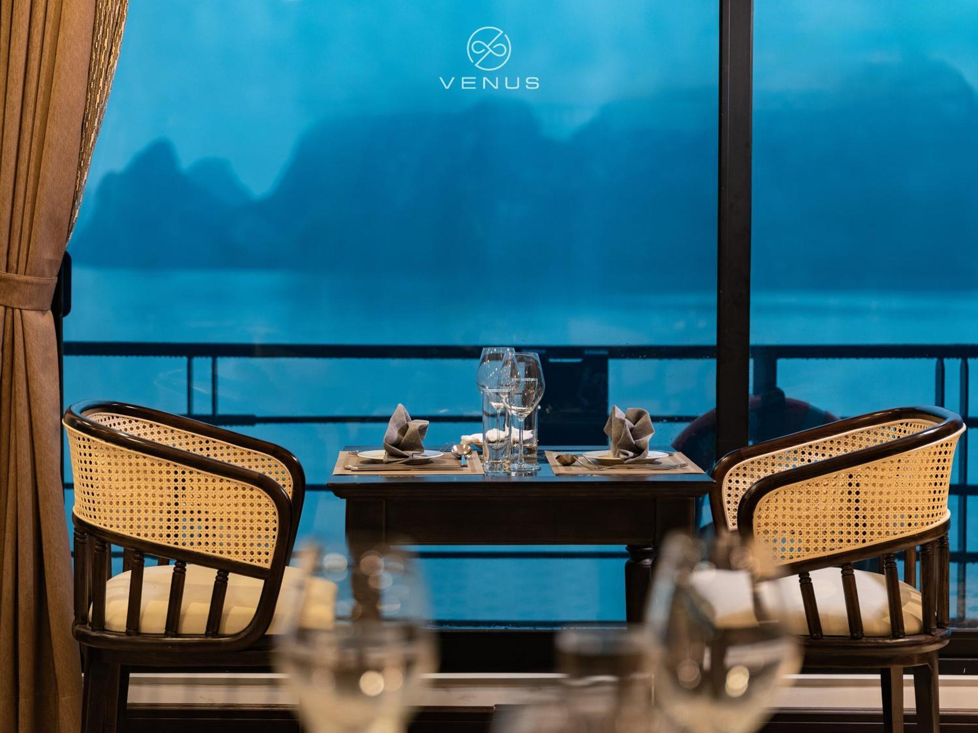 Era Halong Cruise 5* Ha Long