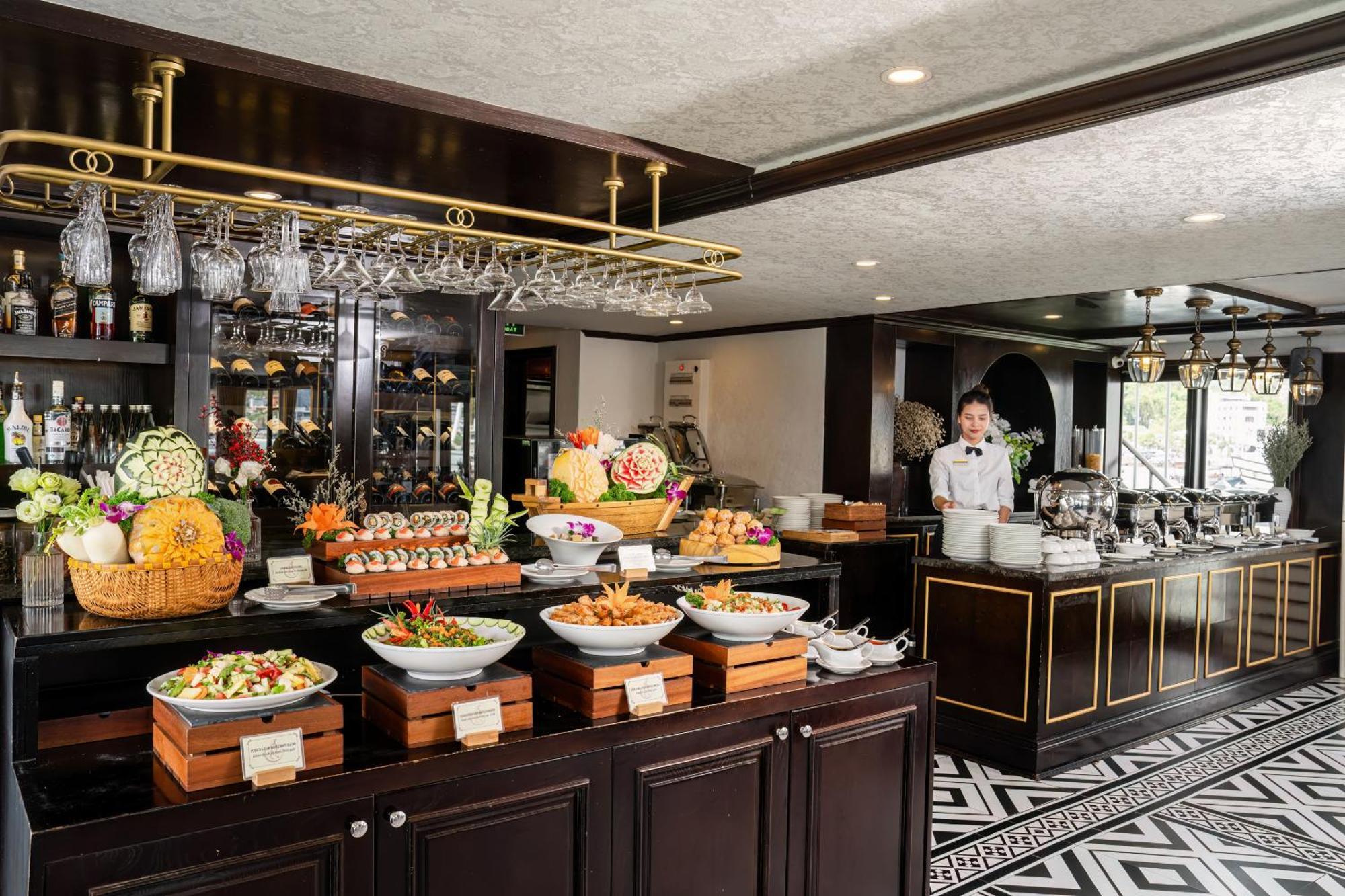 Athena Royal Cruise - Luxury In Halong Bay Ha Long
