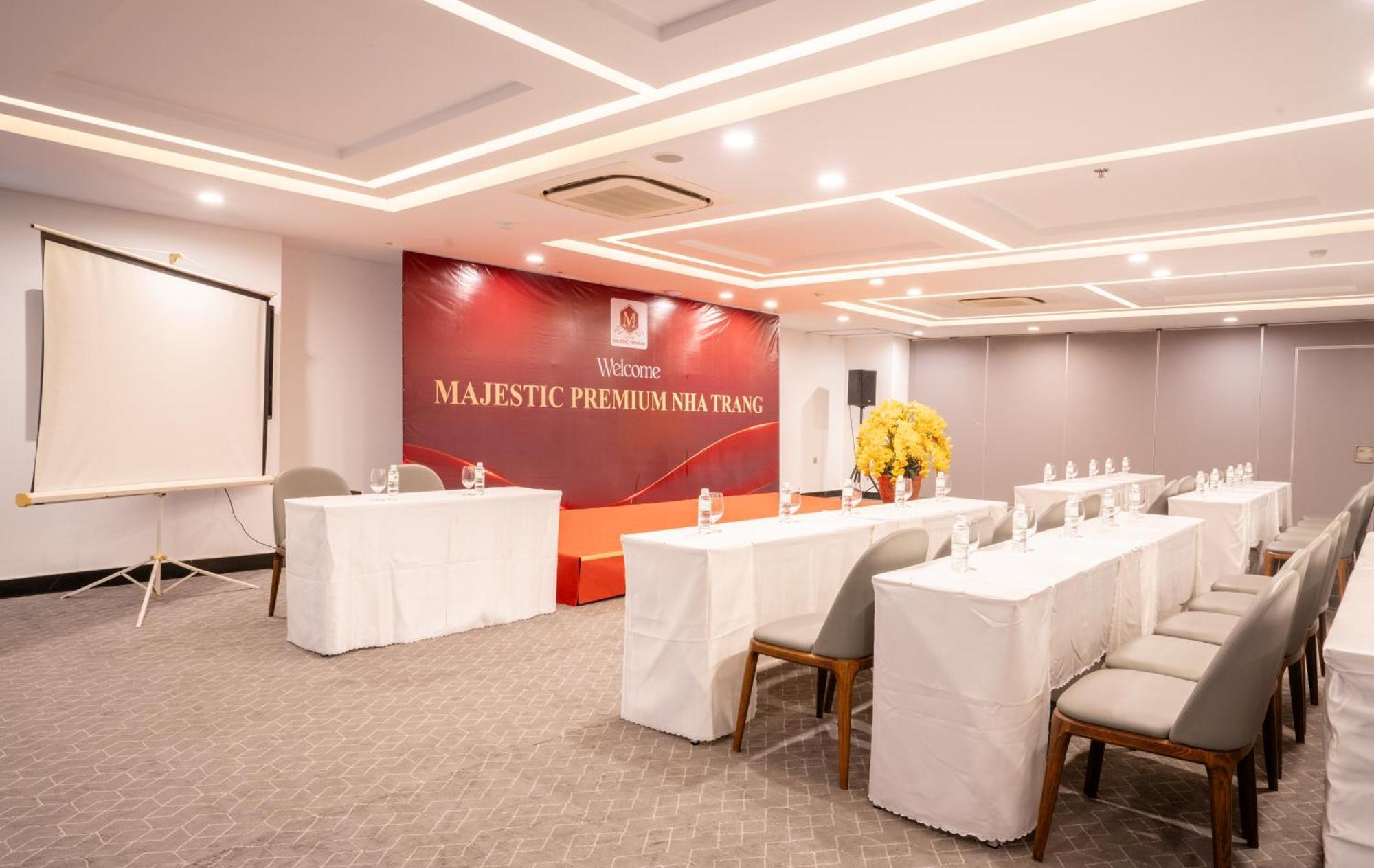 Majestic Premium Hotel