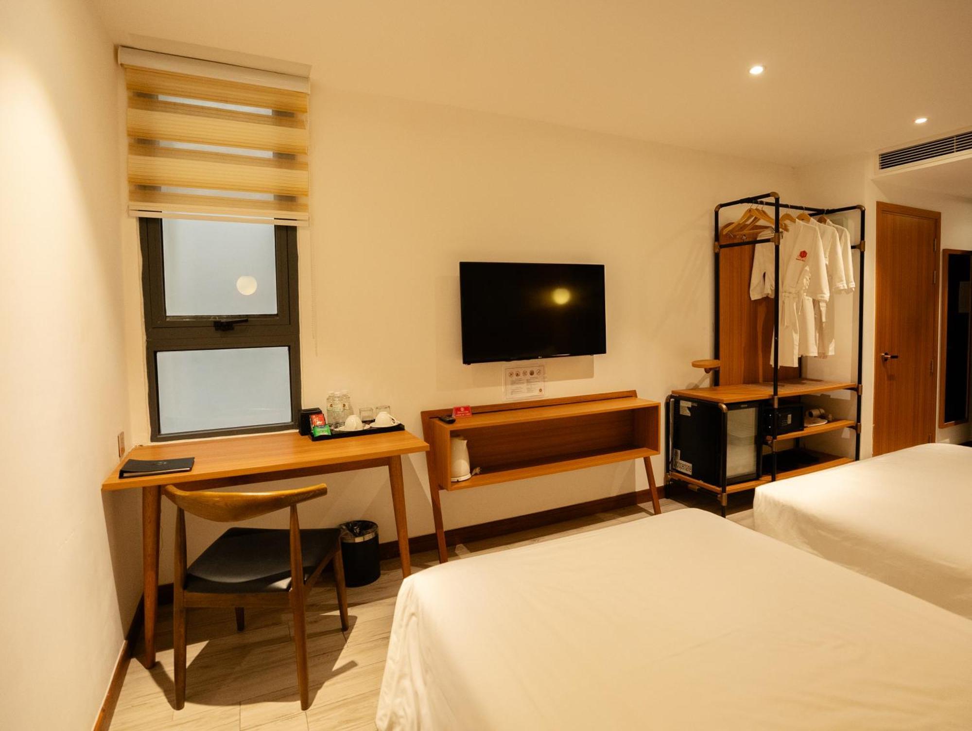 Majestic Premium 4* Nha Trang