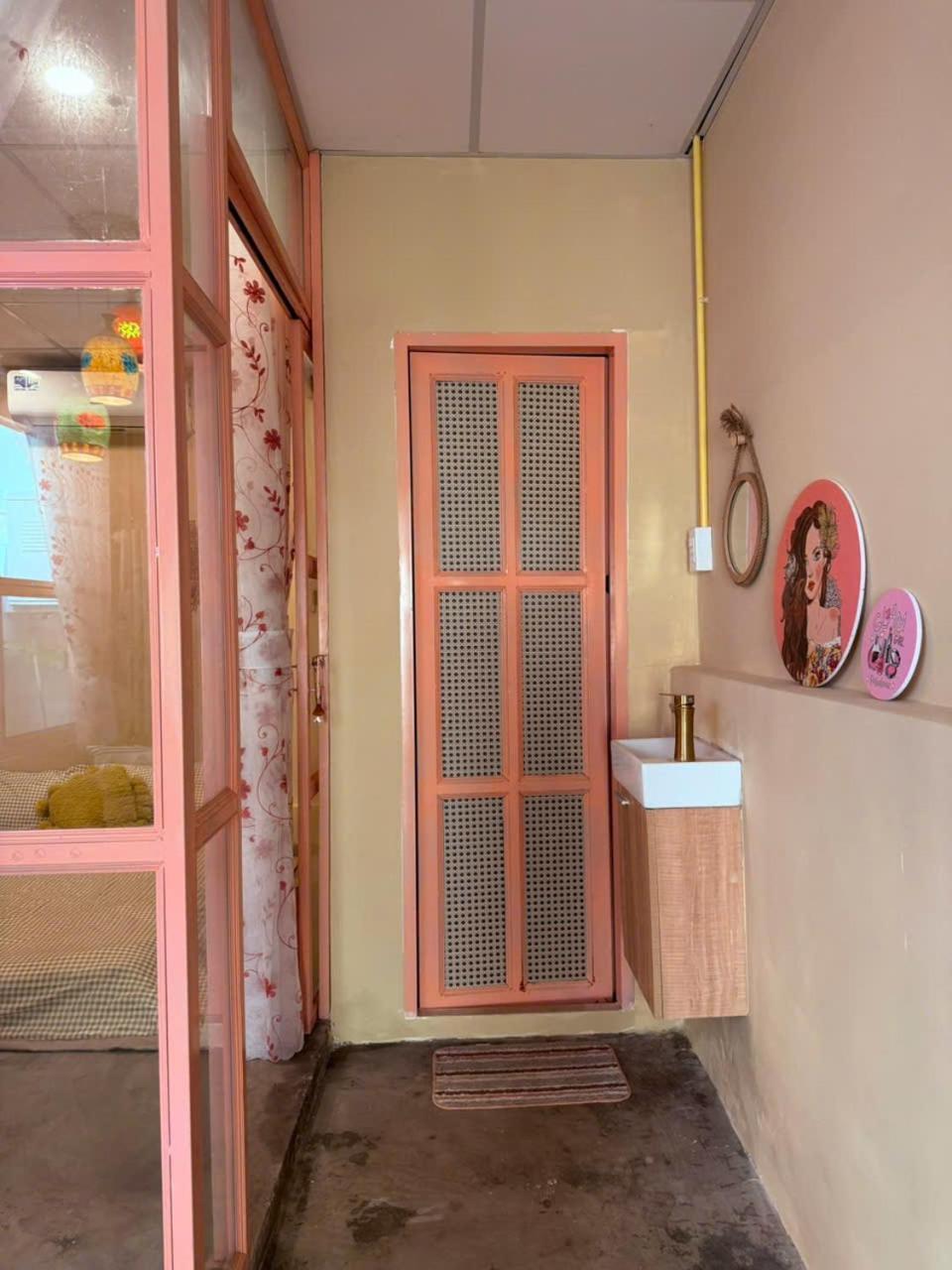Chon's Dock & House Lease Apartment Phan Thiet