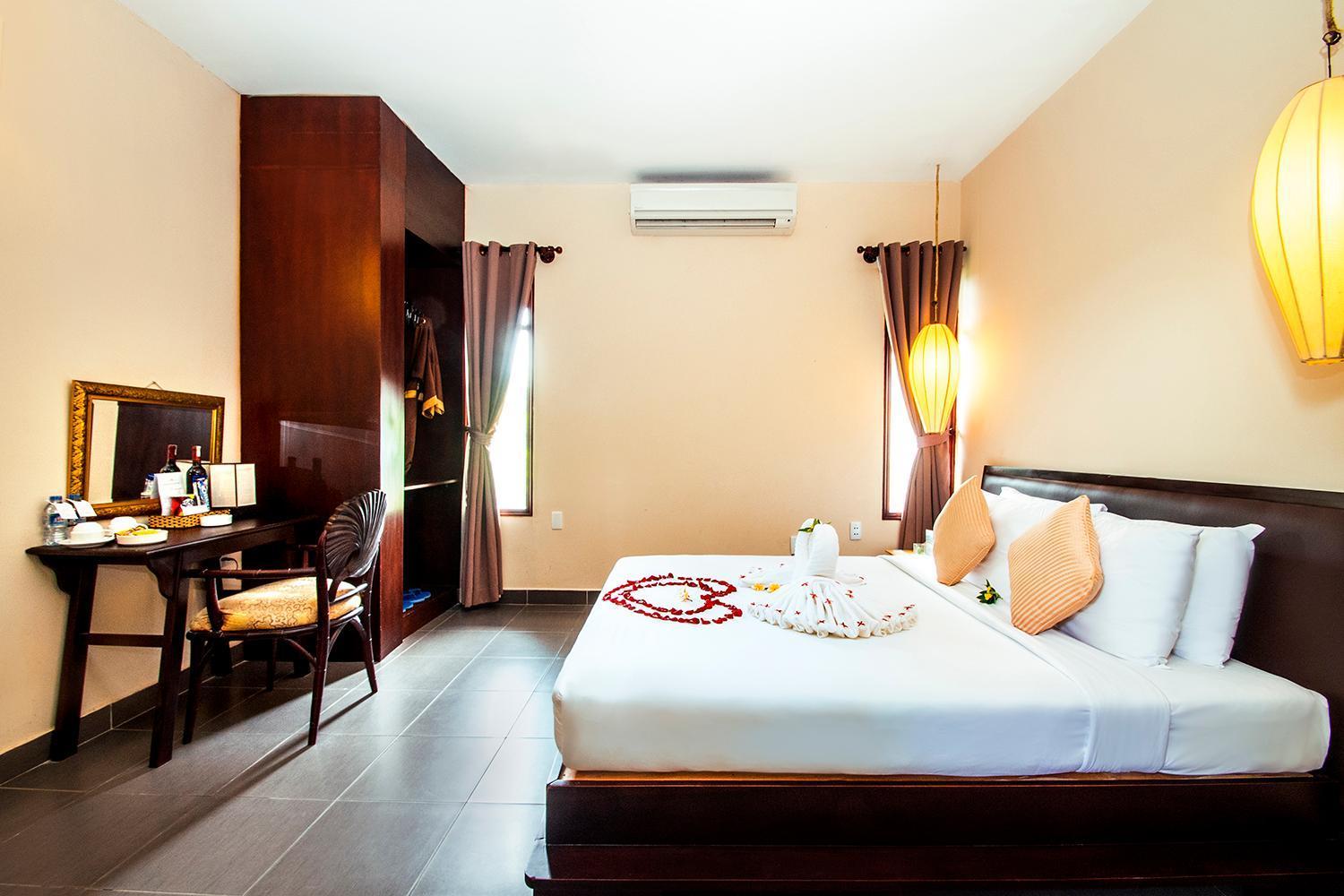 Resort Romana &