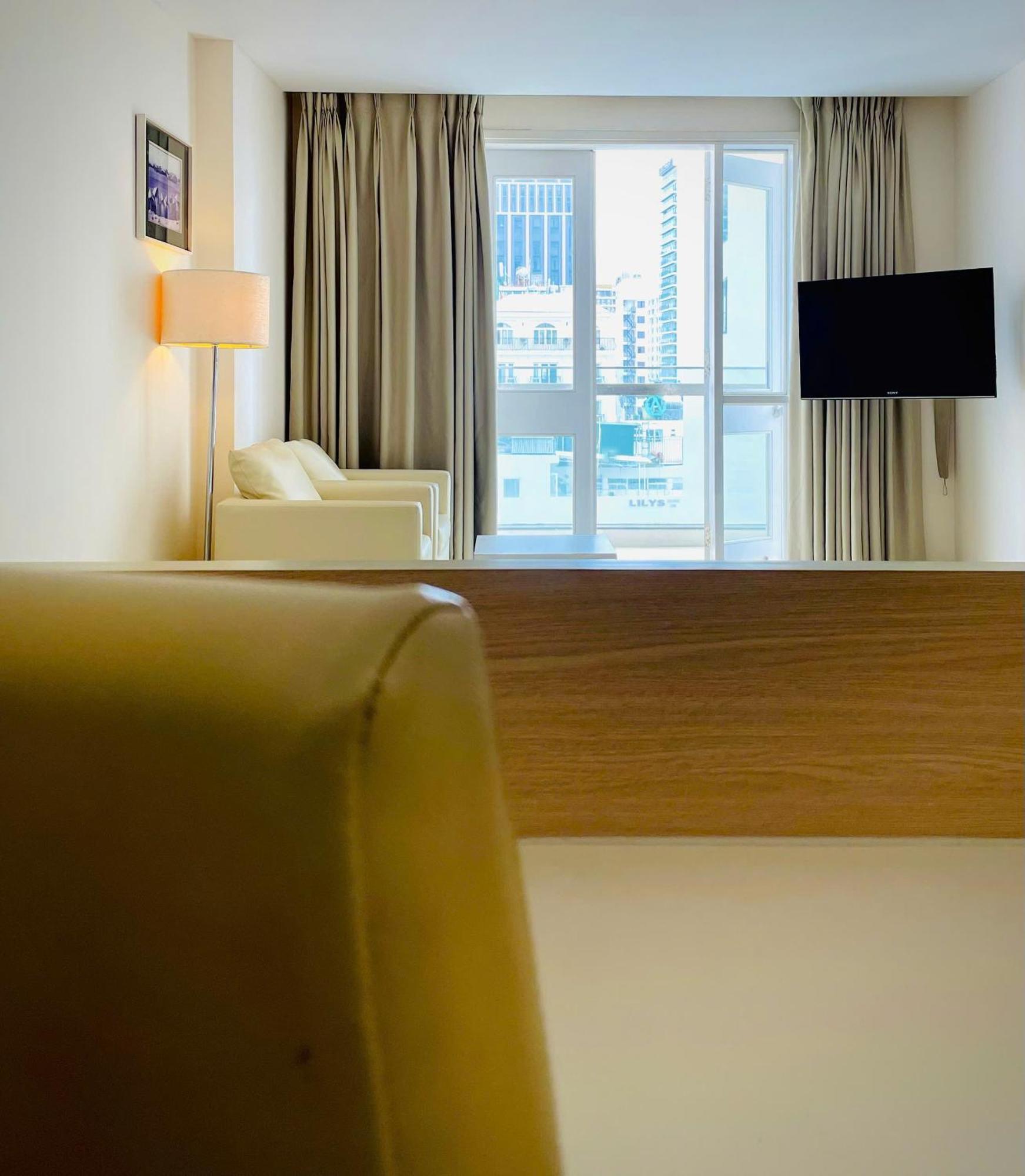 Hotel Nhi Phi