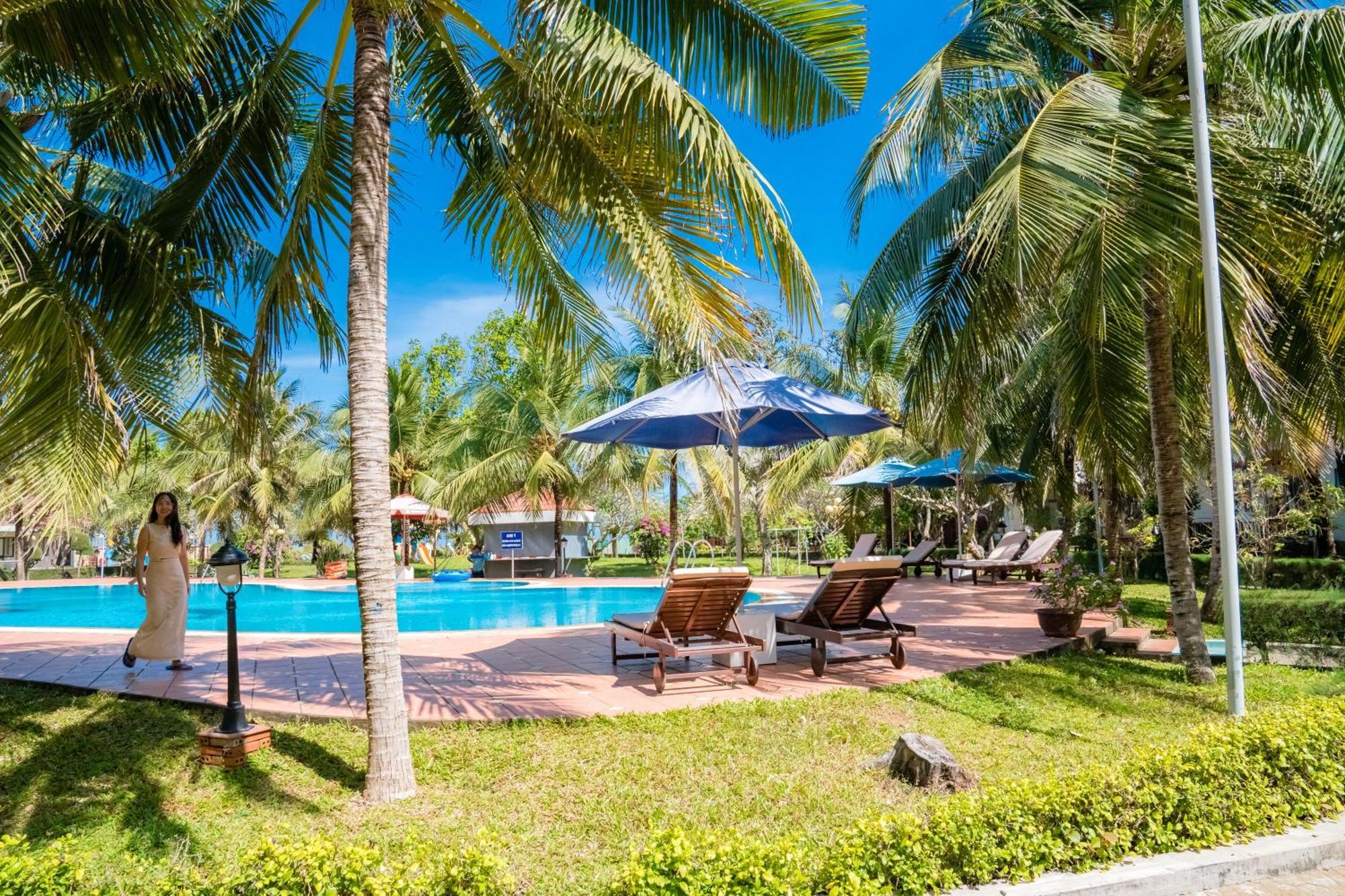 Lotus & Resort 4*