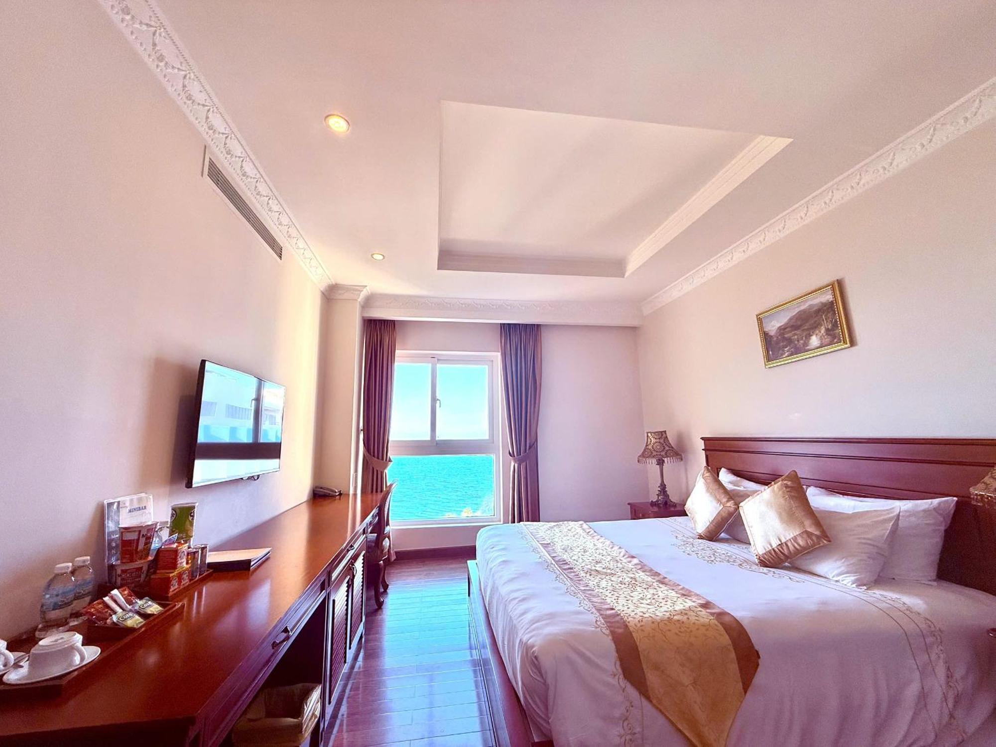Palace Hotel 4*