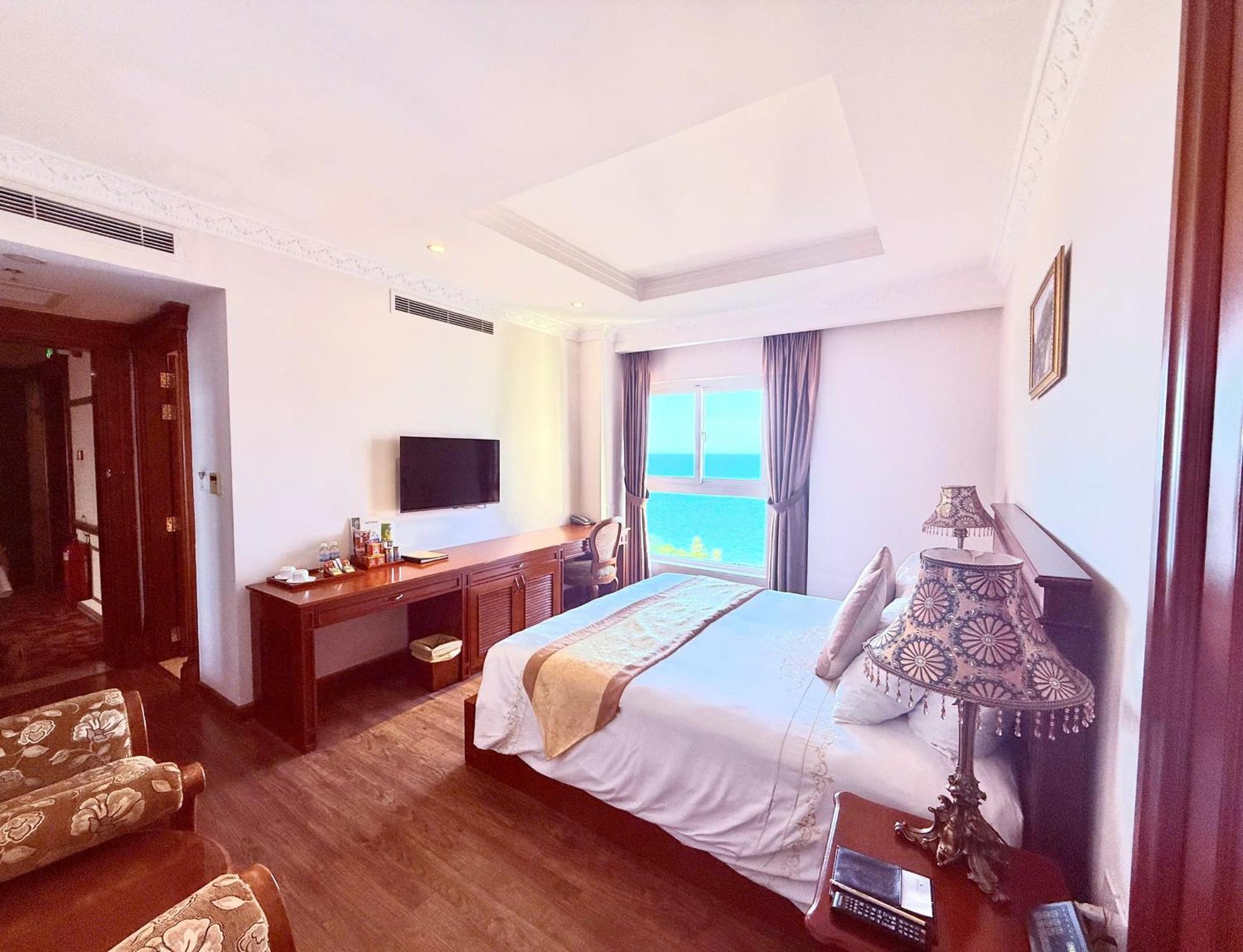 Palace Hotel Nha Trang