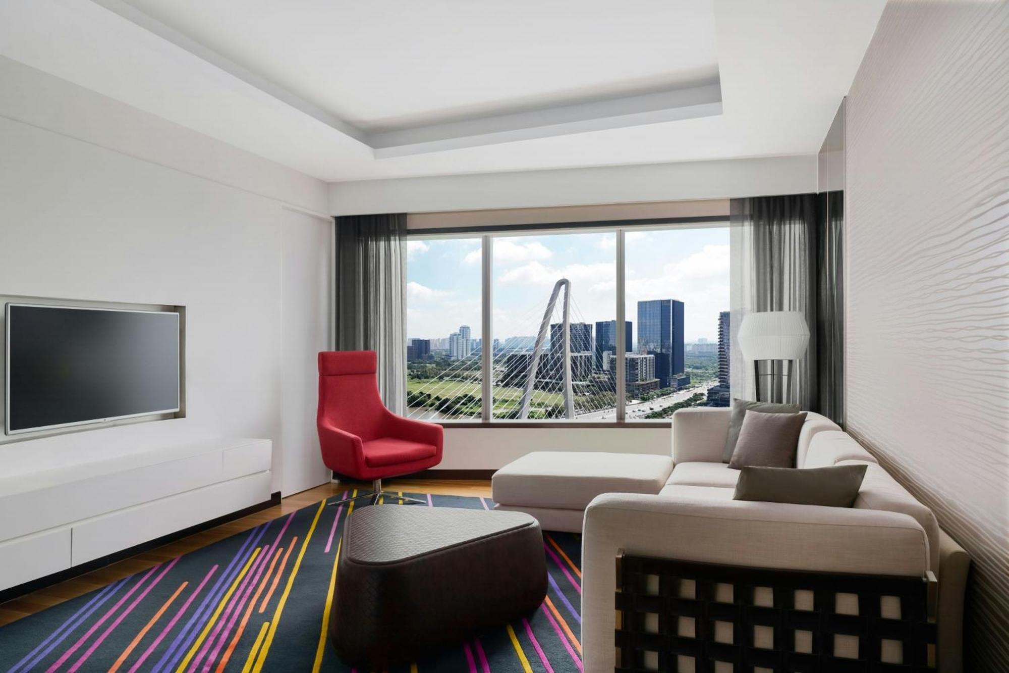 Le Meridien Saigon Khách sạn