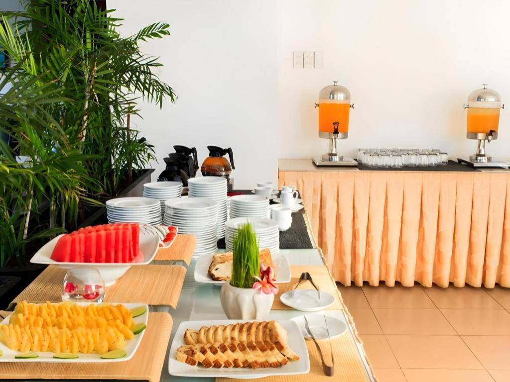 Hotel Paragon 3*