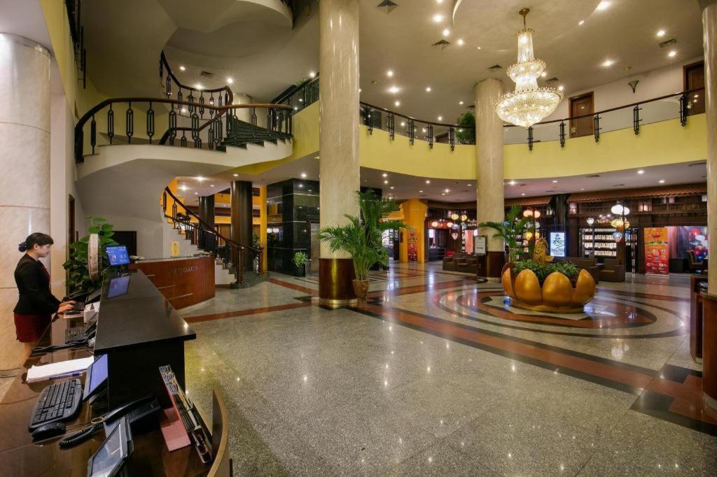 Halong Pearl Khách sạn 4*