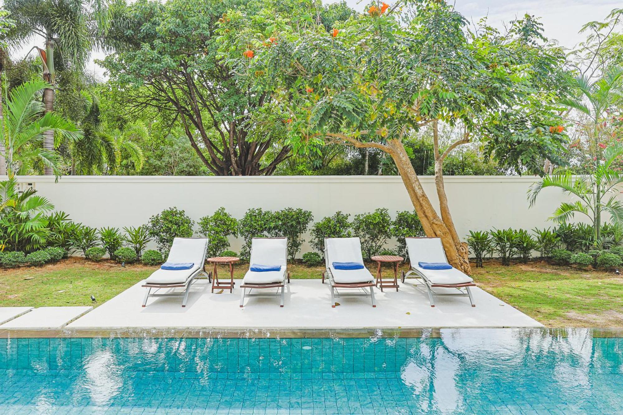 Azerai Bay Resort