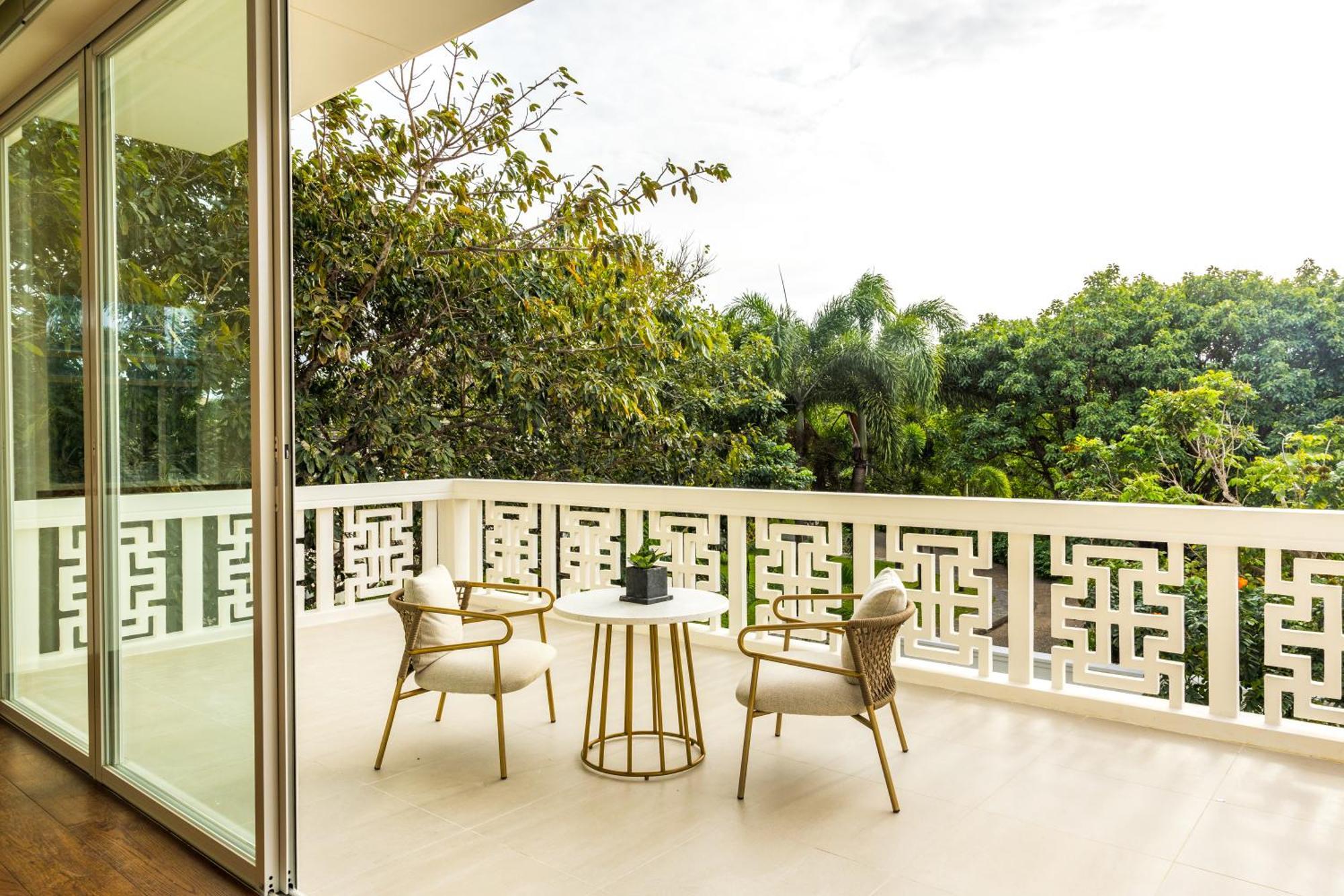 Azerai Bay Resort 5*
