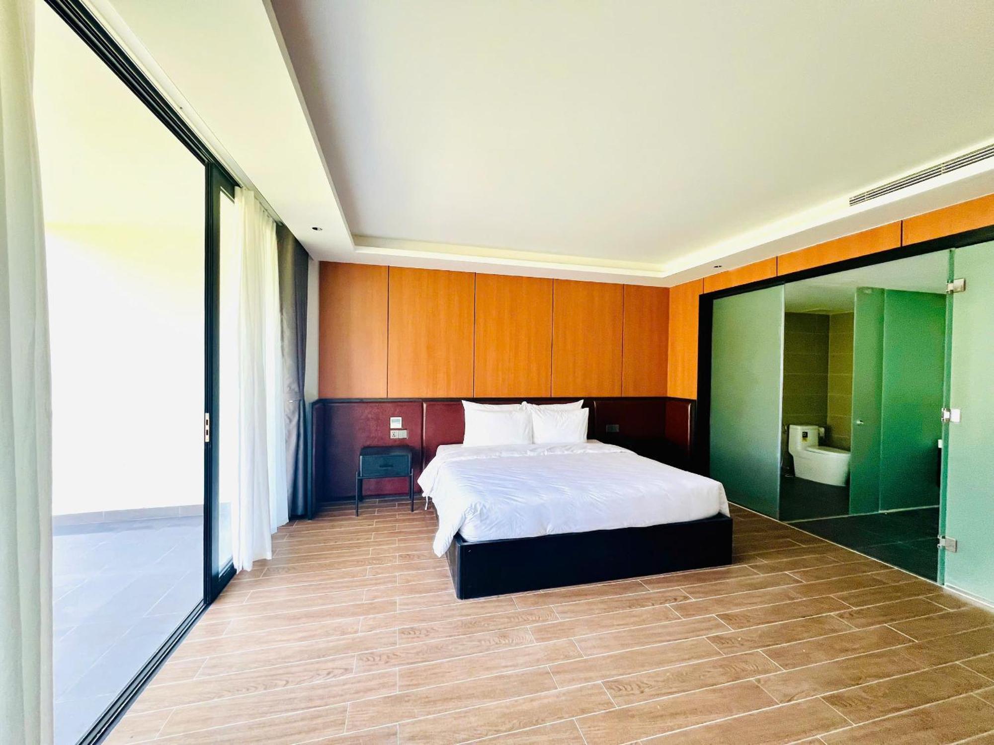 The Vista Hotel 4*