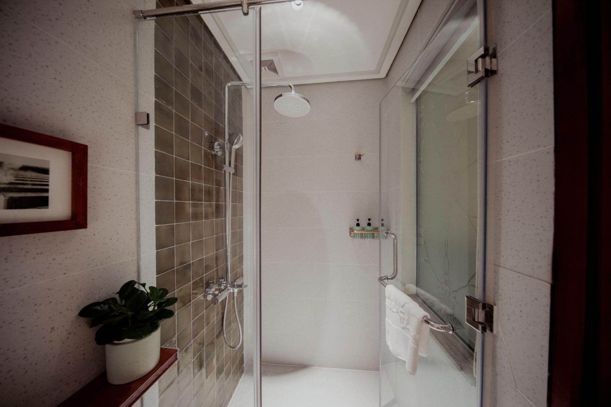 Au Boutique 4* Ho Chi Minh City