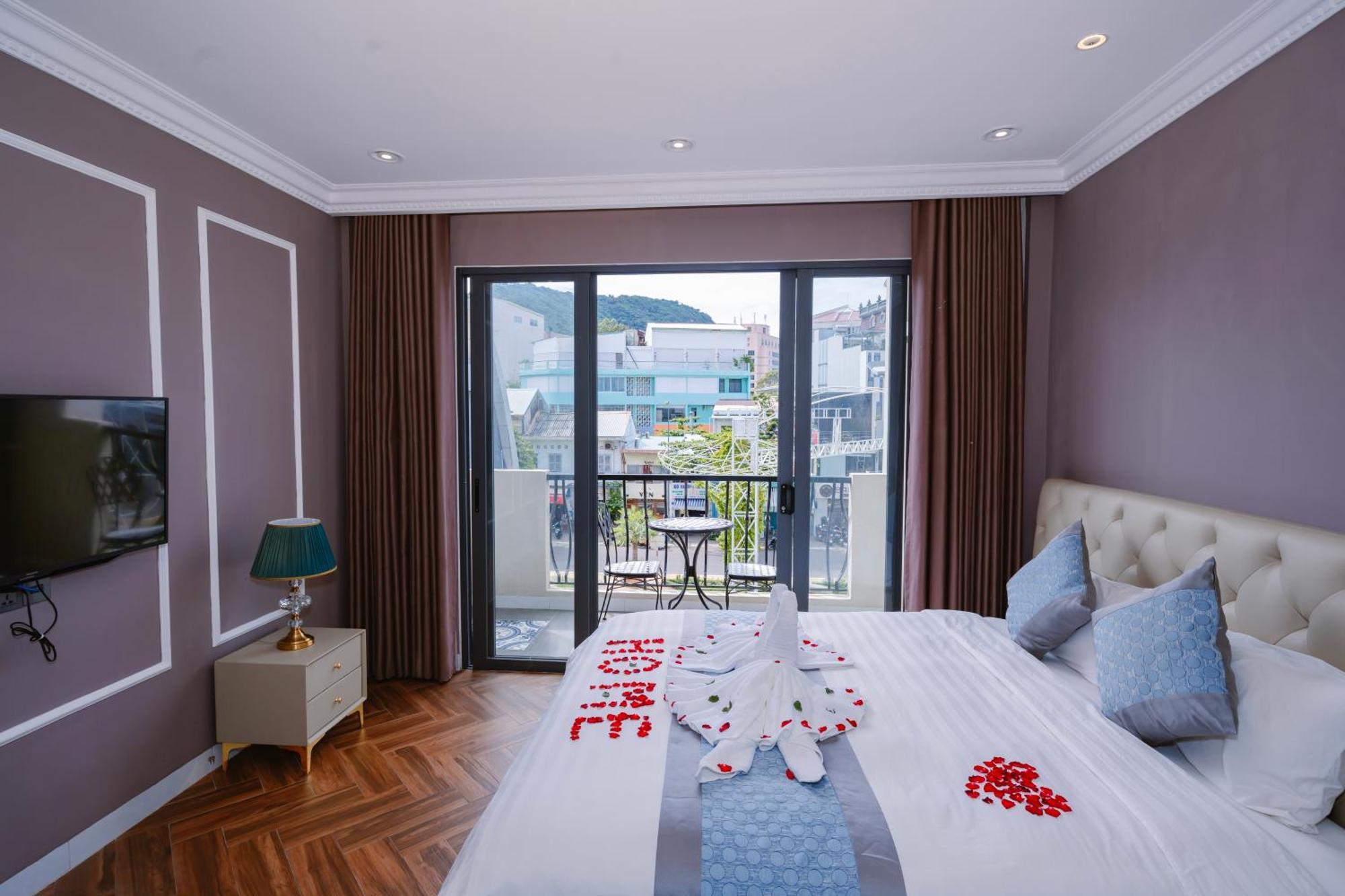 Royal Galaxy Aparthotel *