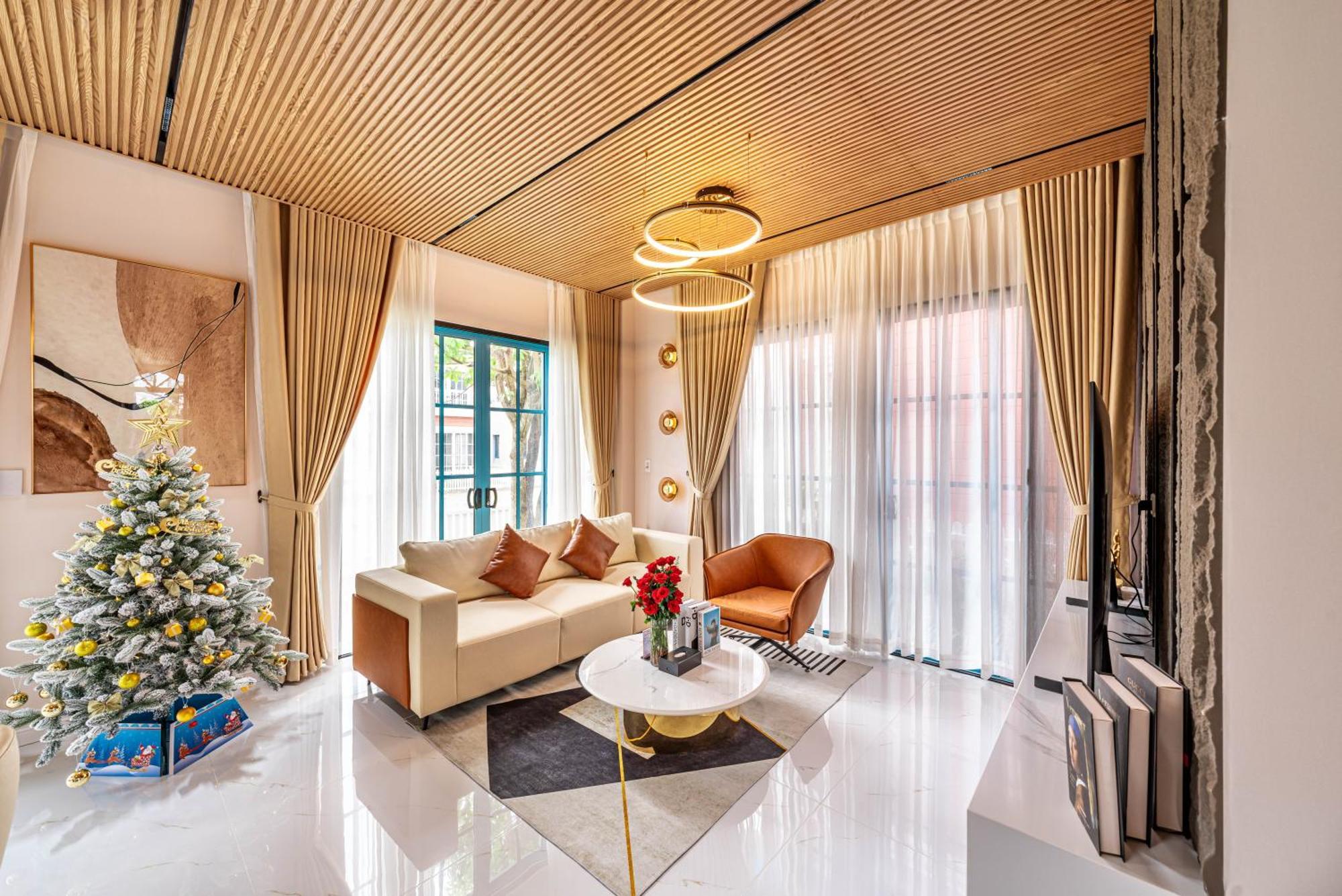 Hotel Dt Retreat - Biet Thu Nguyen - 3 Phong Ngu - Novaworld