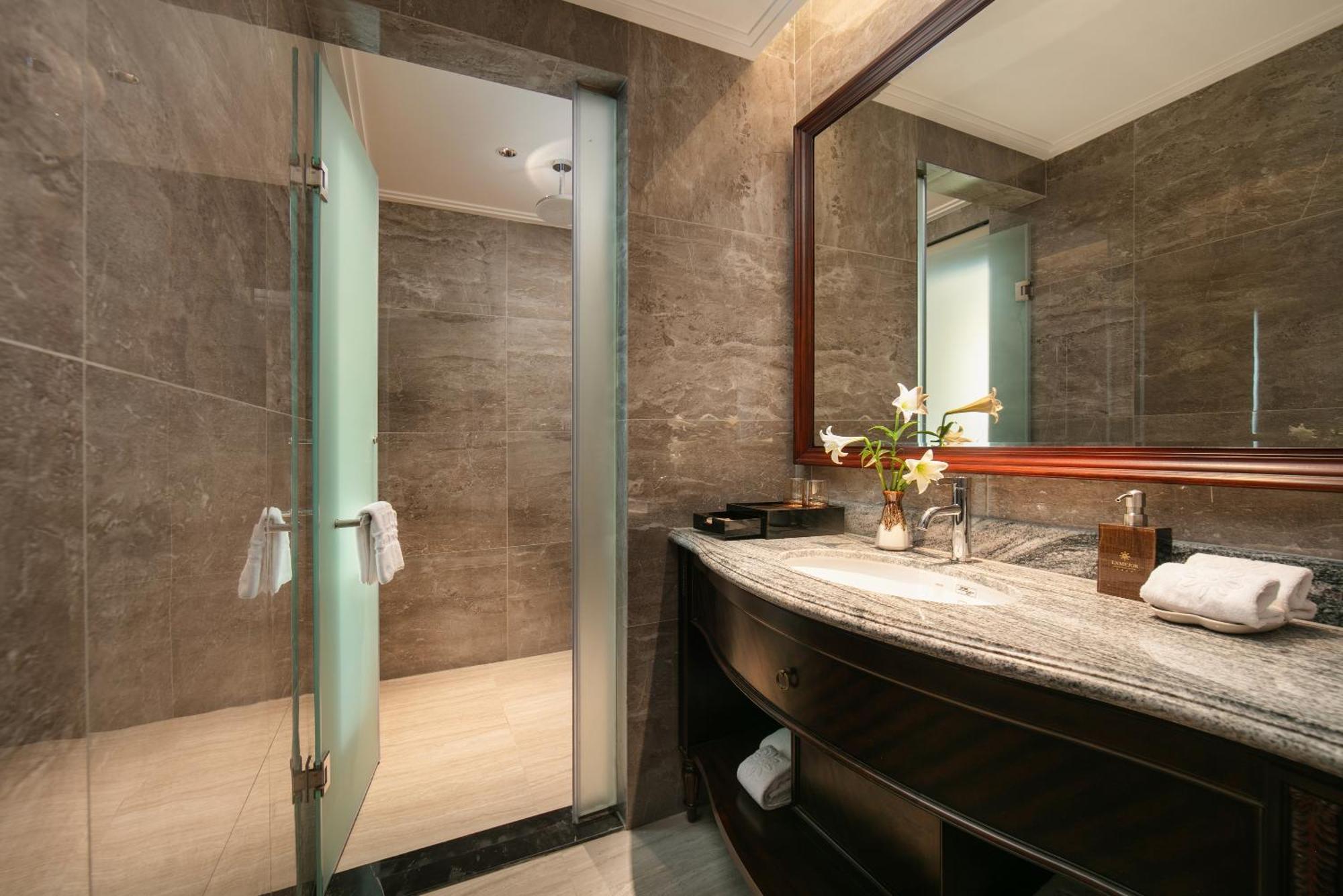 La Mejor Indochine 5* Hanoi