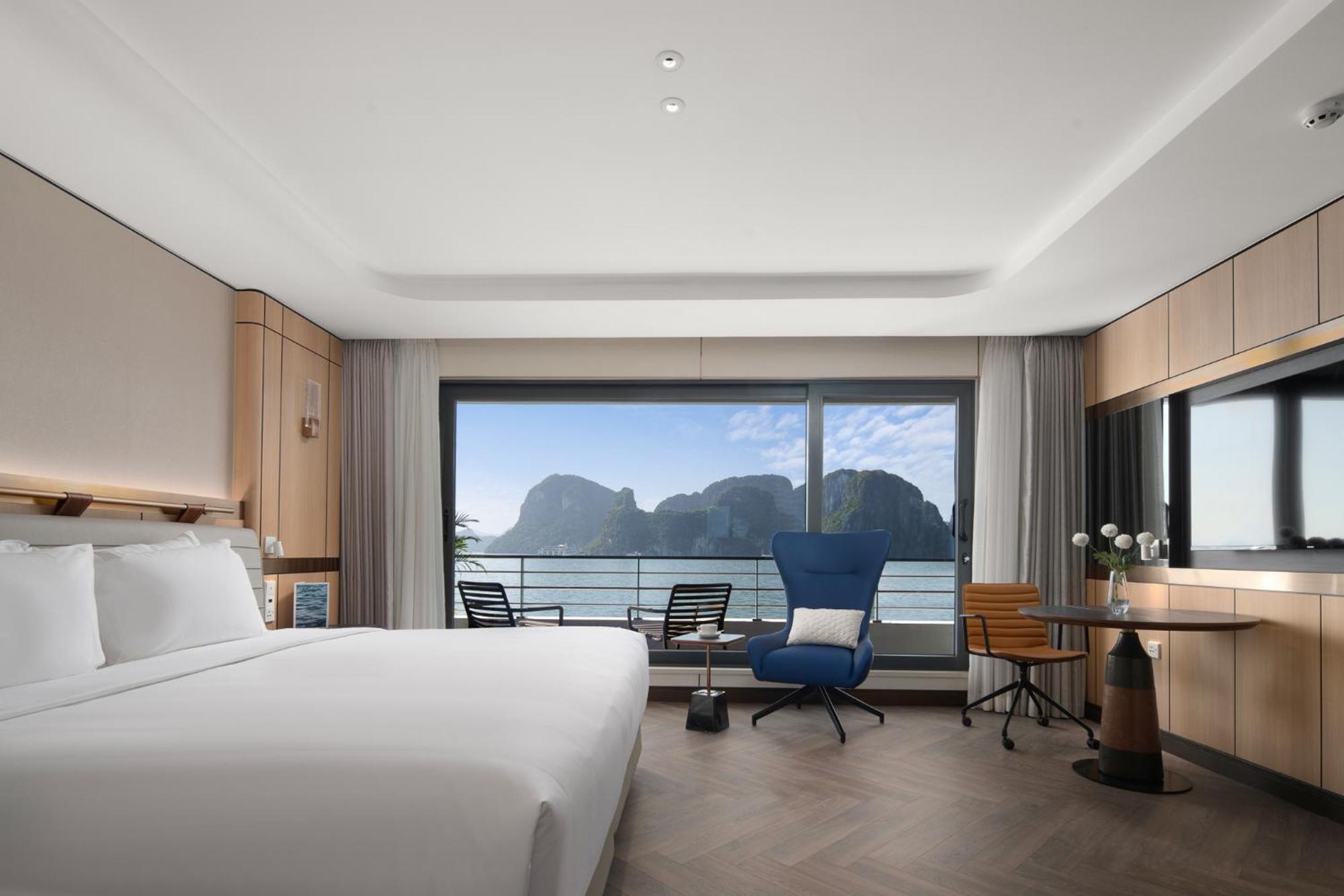 Halong Bay Cruises Botel Ha Long