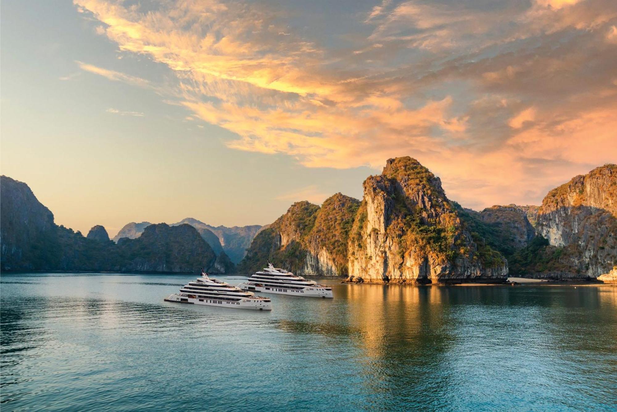 Halong Bay Cruises Botel Ha Long