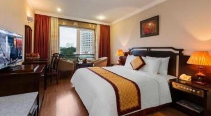 Khách sạn Halong Pearl 4*