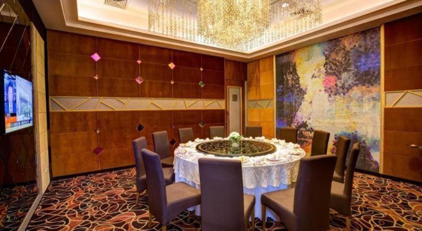 Halong Pearl 4*
