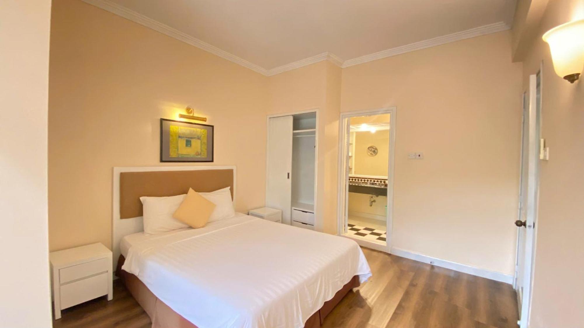 Ocean Sunrise Aparthotel 4*