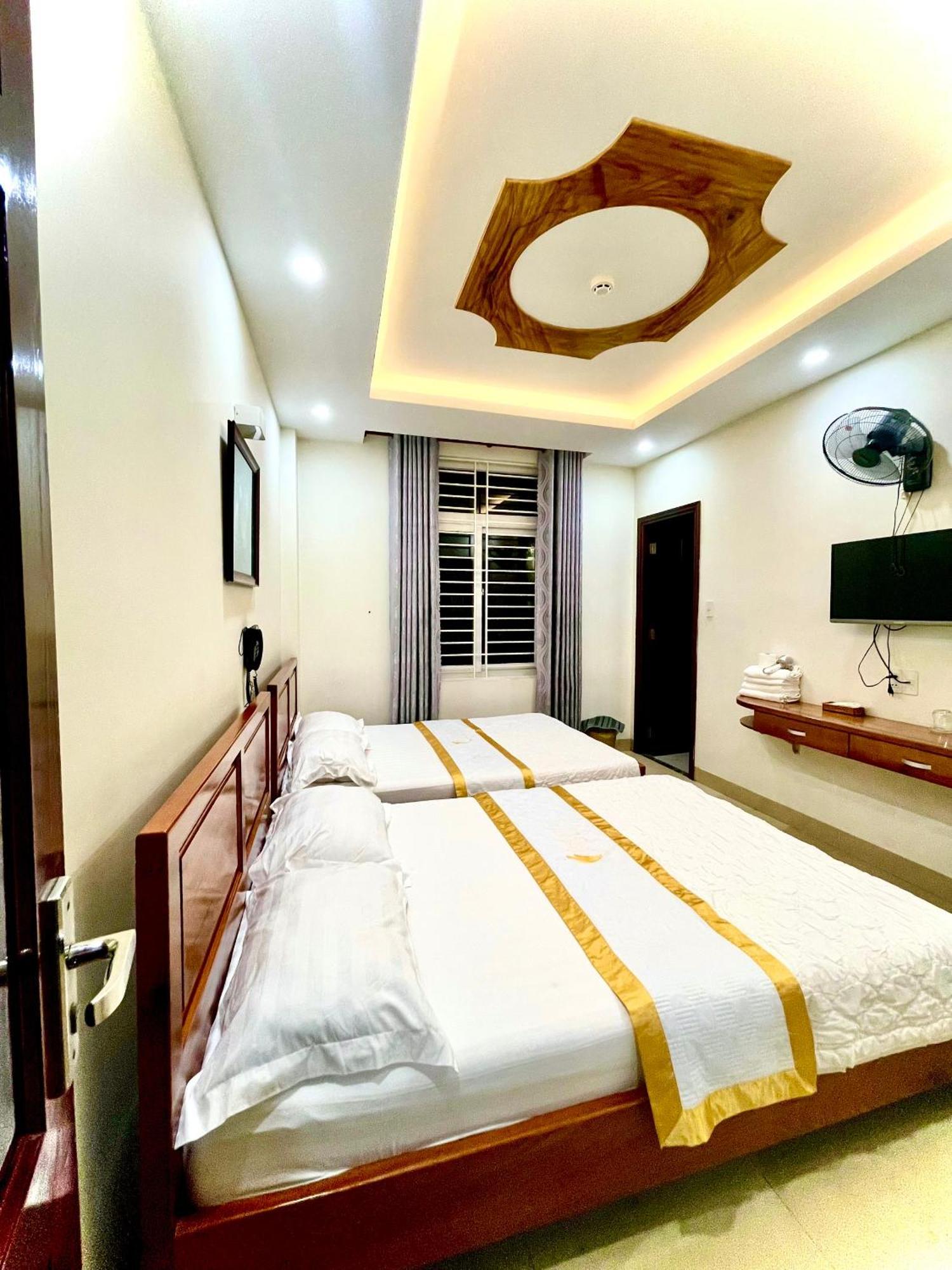 Hang Nga Luxury *