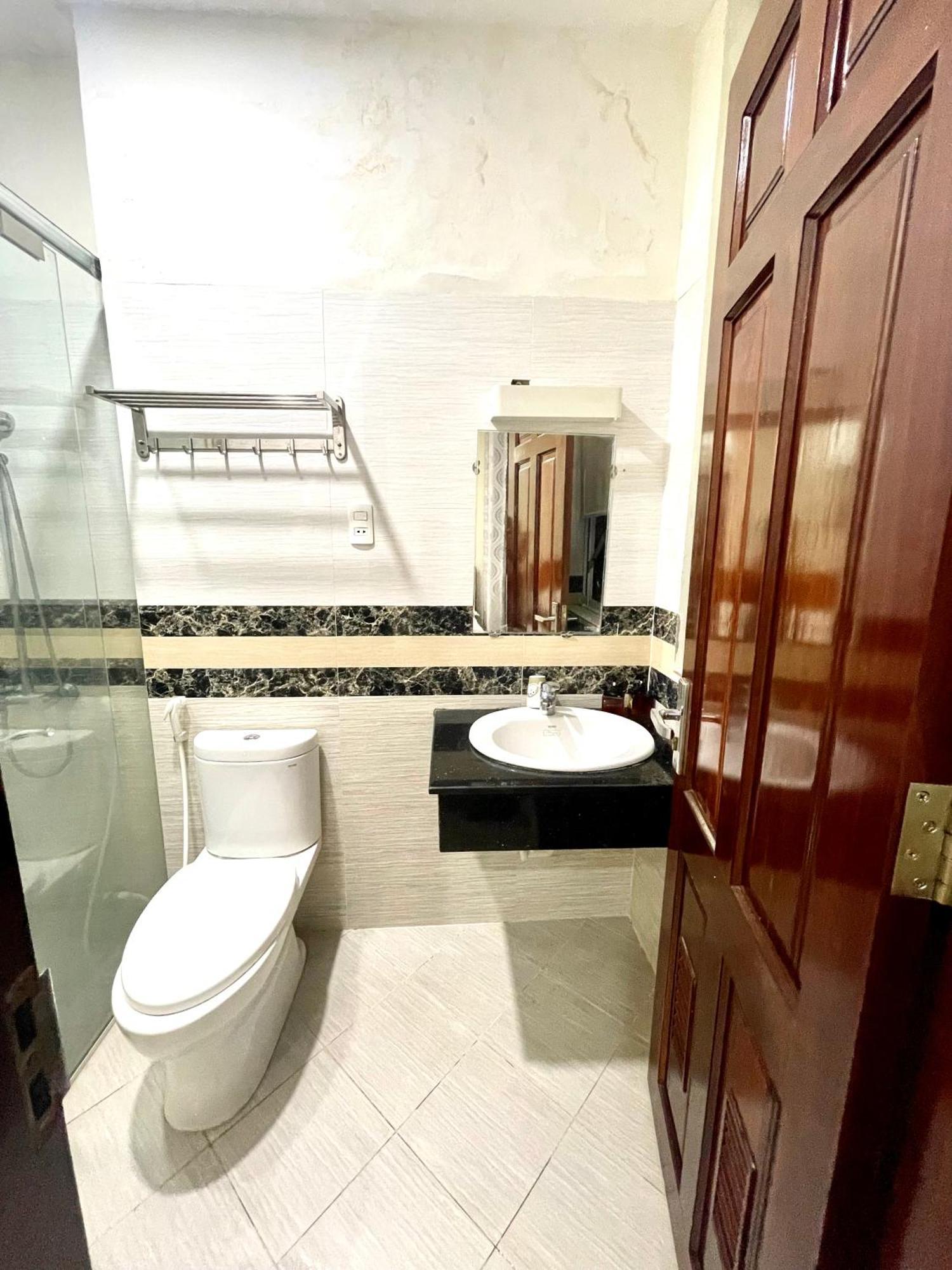 Hang Nga Luxury
