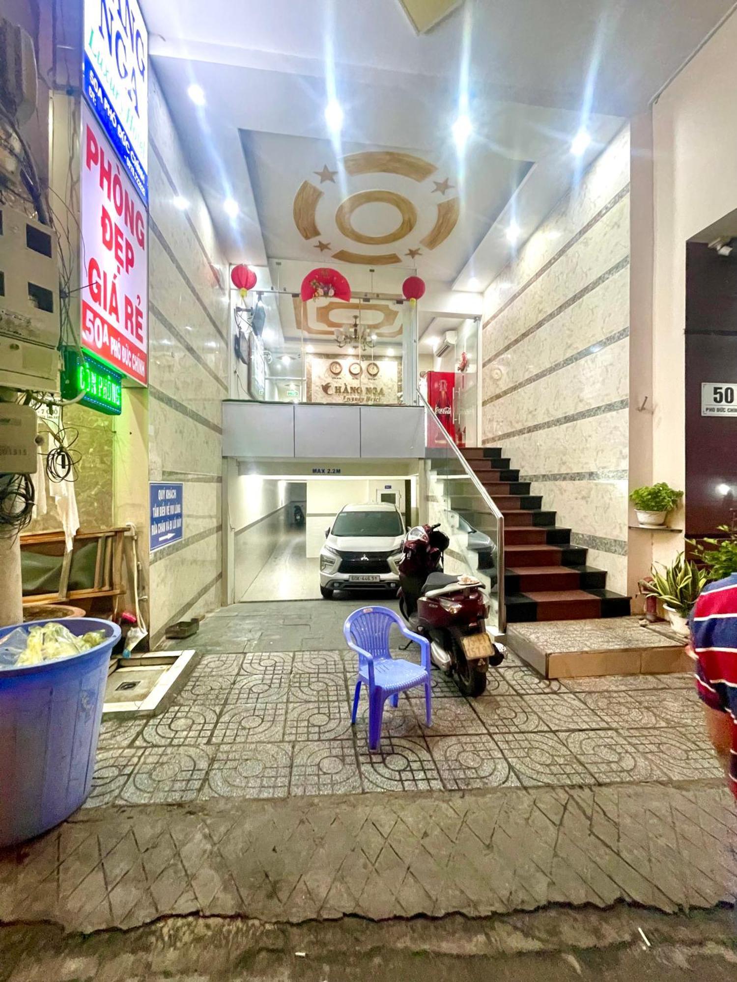 Hang Nga Luxury Hotel