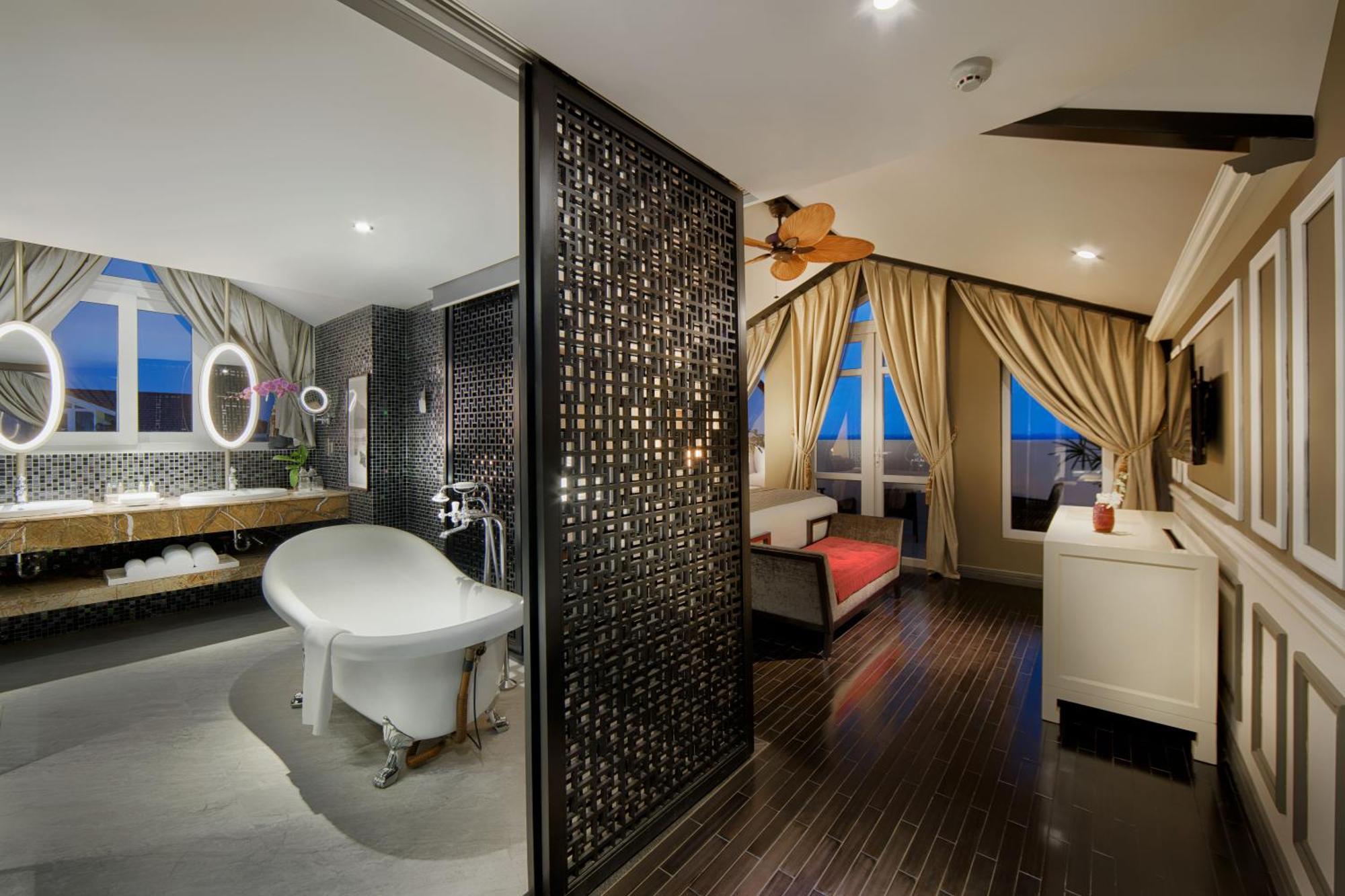 Royal - Gallery Hotel 5*