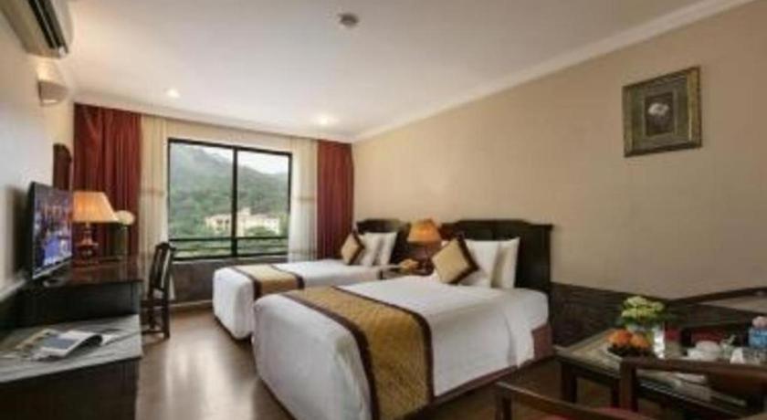 Halong Pearl