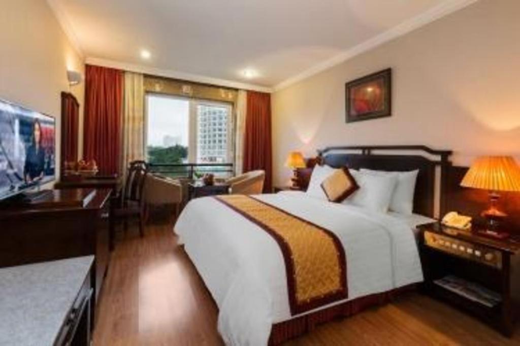 Khách sạn Halong Pearl 4*