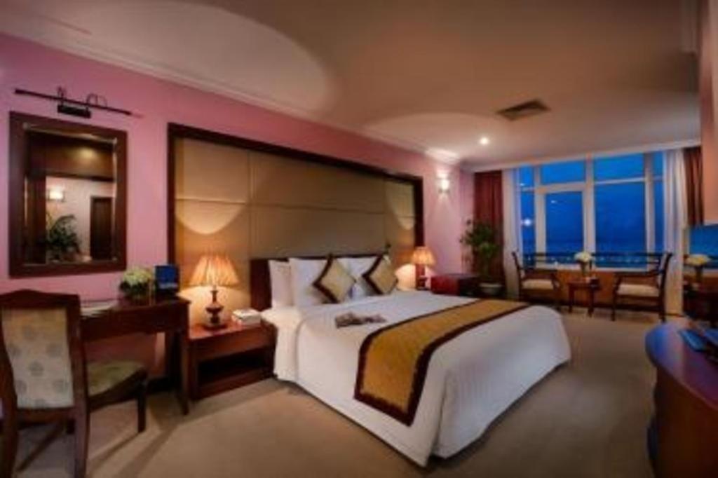 Halong Pearl 4* Hạ Long