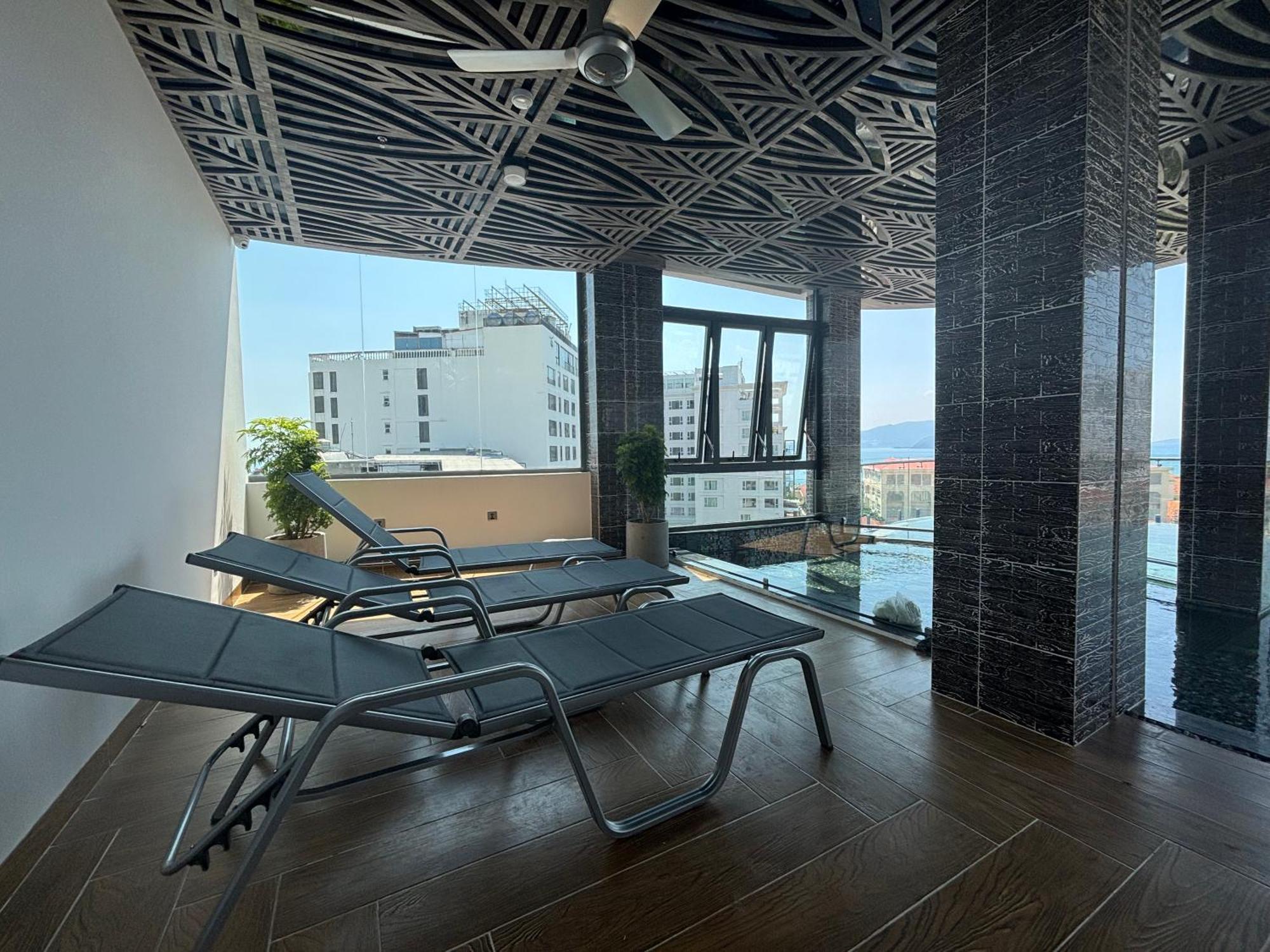 Hotel W Premium 4*