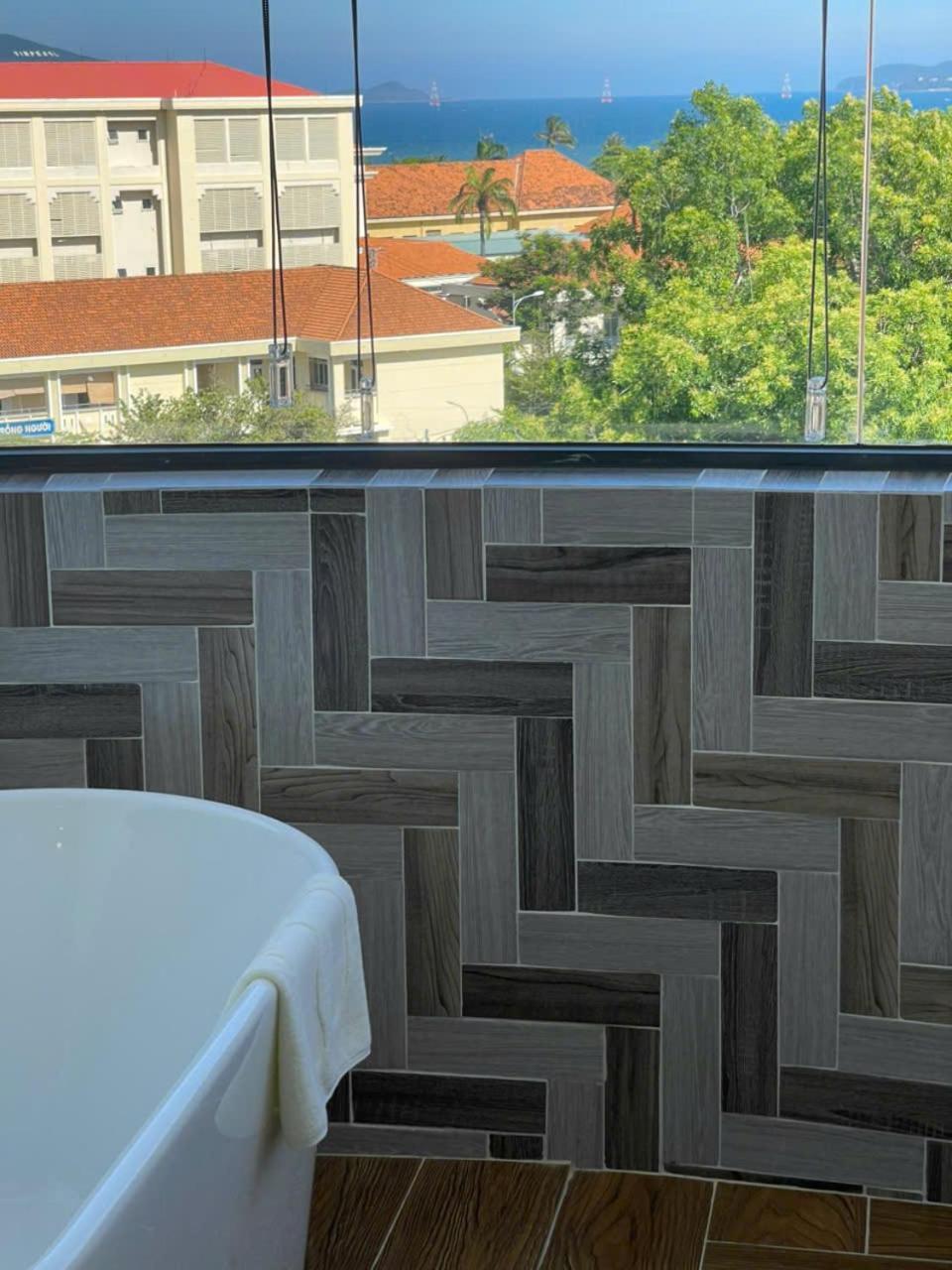 Hotel W Premium Nha Trang