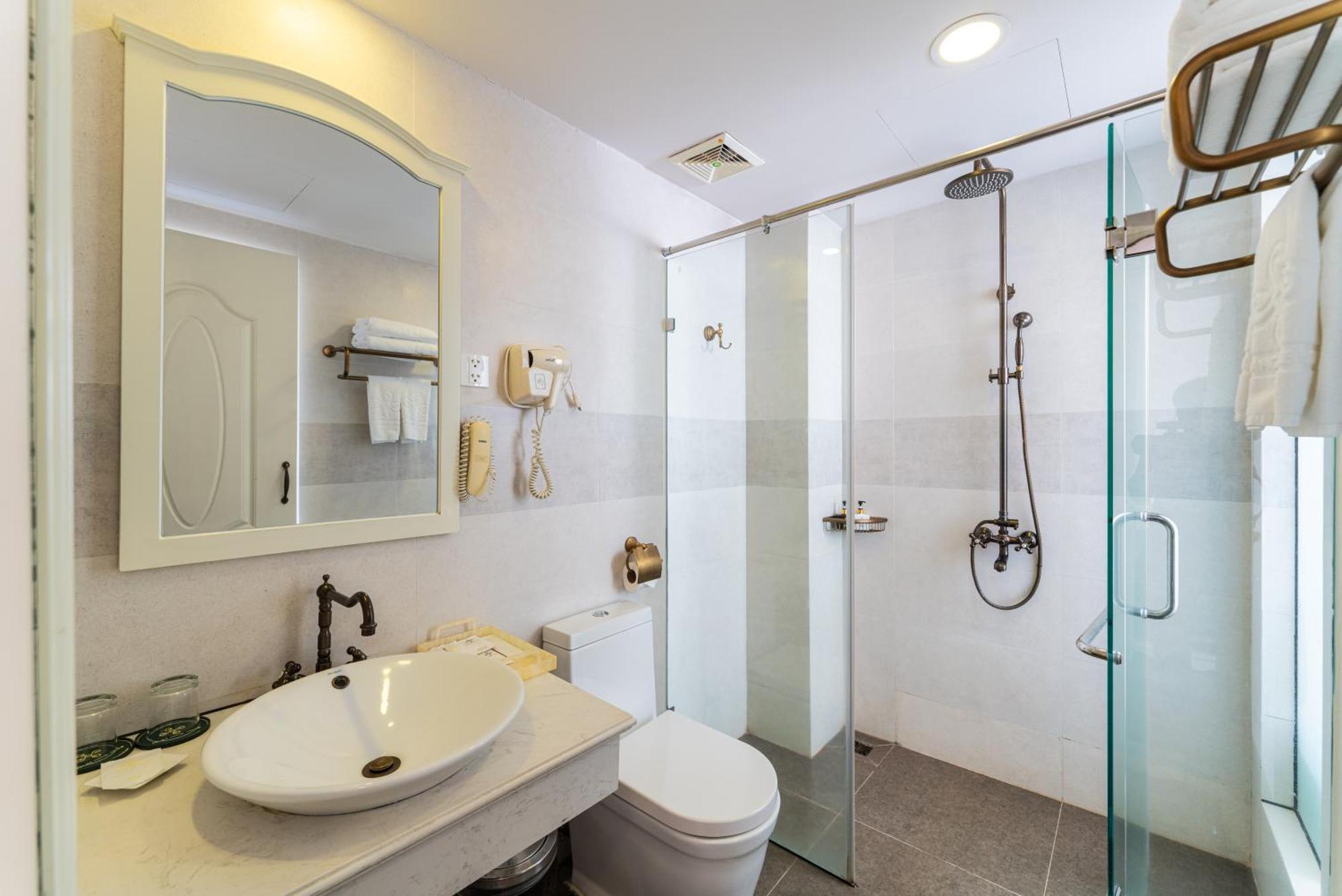 Nha Trang Prince Hotel 4*
