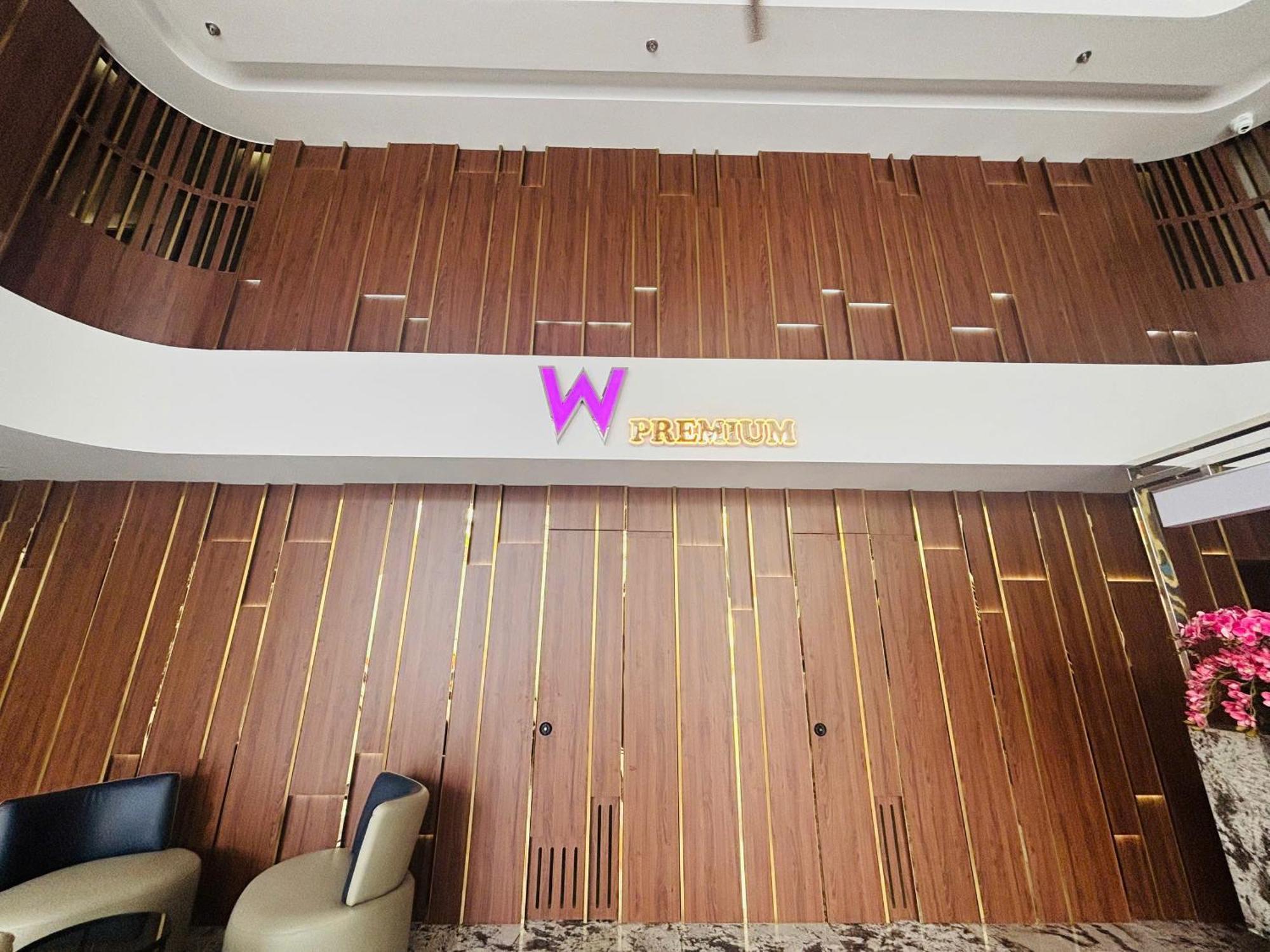 W Premium 4* Nha Trang
