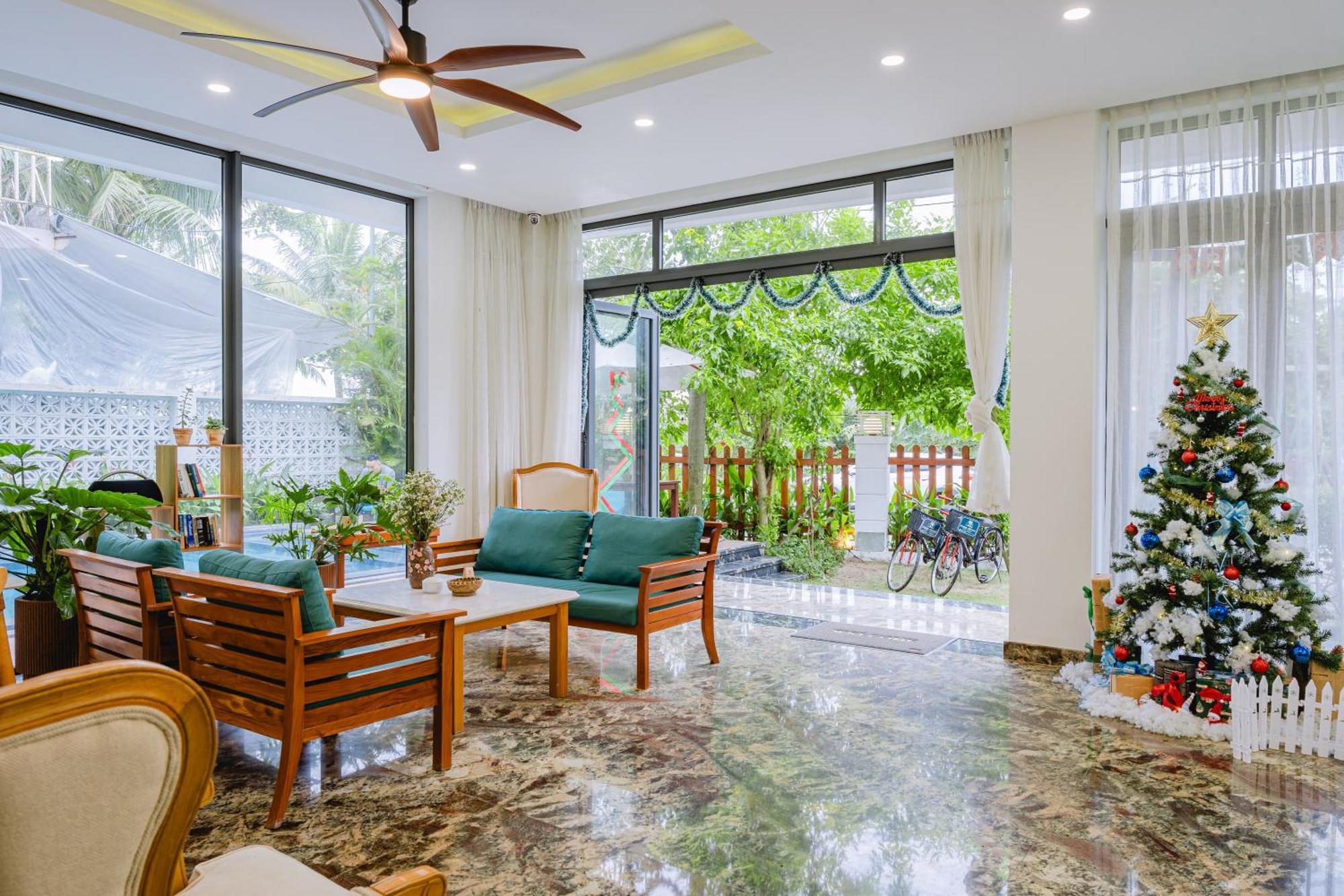 Palm Riverside Boutique Hotel 4*
