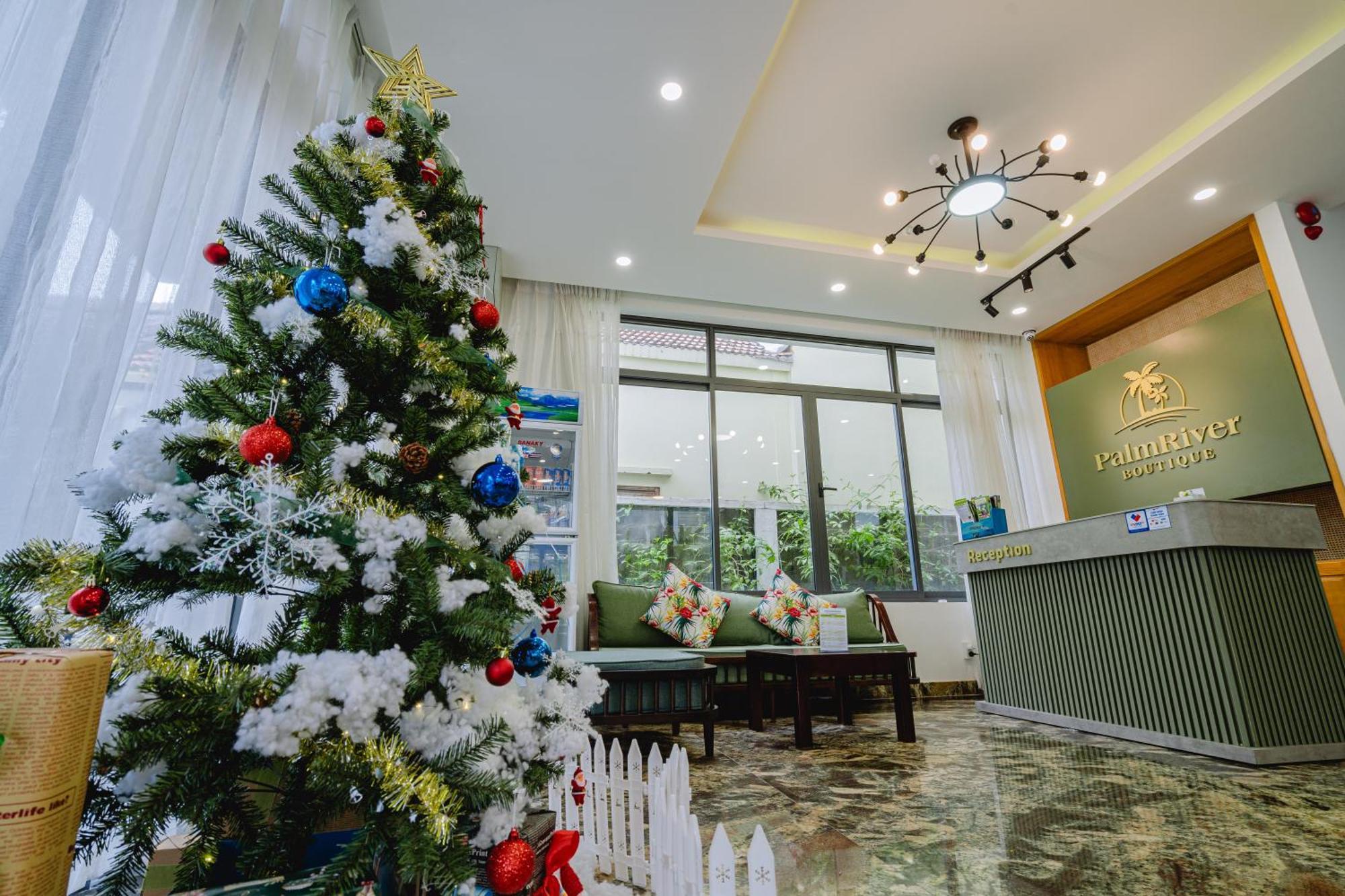 Palm Riverside Boutique Hotel