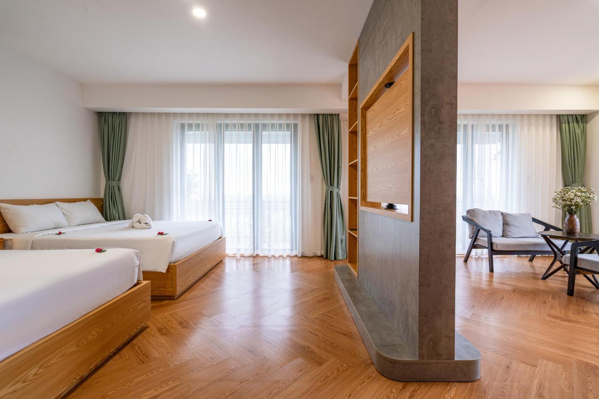 Hotel Palm Riverside Boutique
