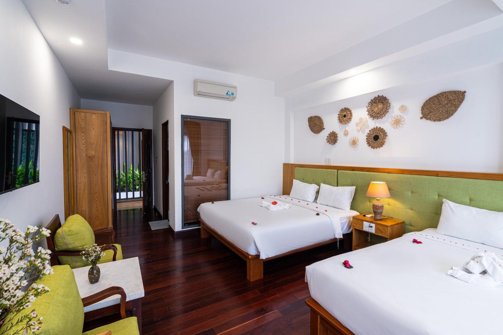 Palm Riverside Boutique 4*