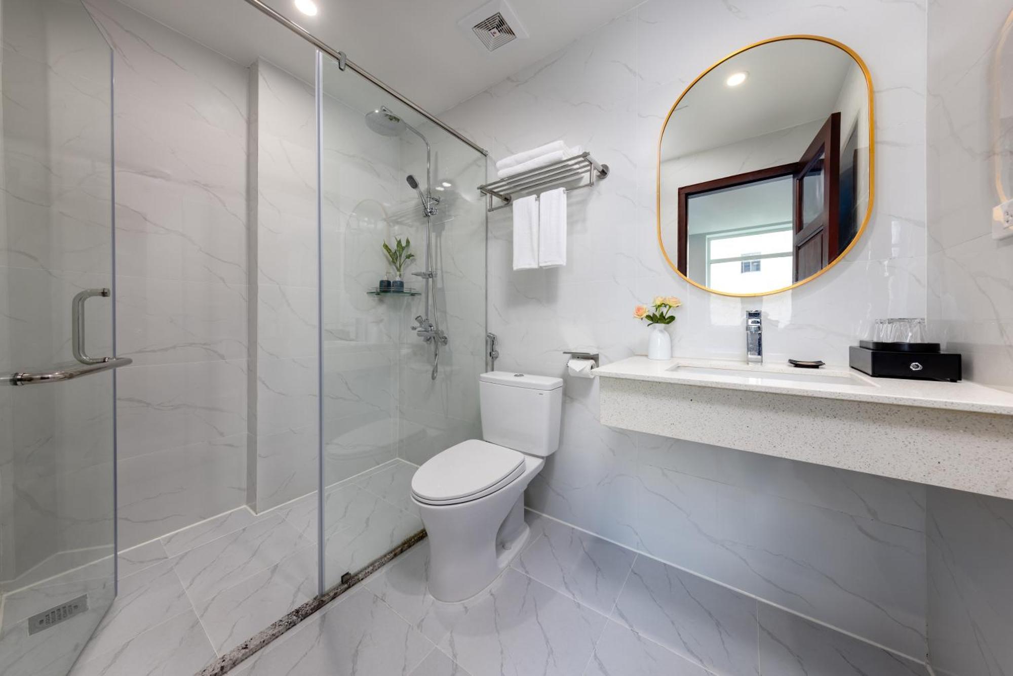 Vista 3* Hanoi