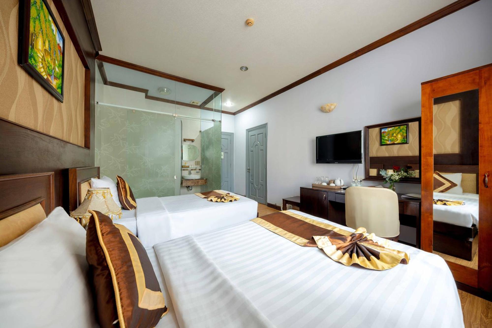 Rembrandt 3* Nha Trang