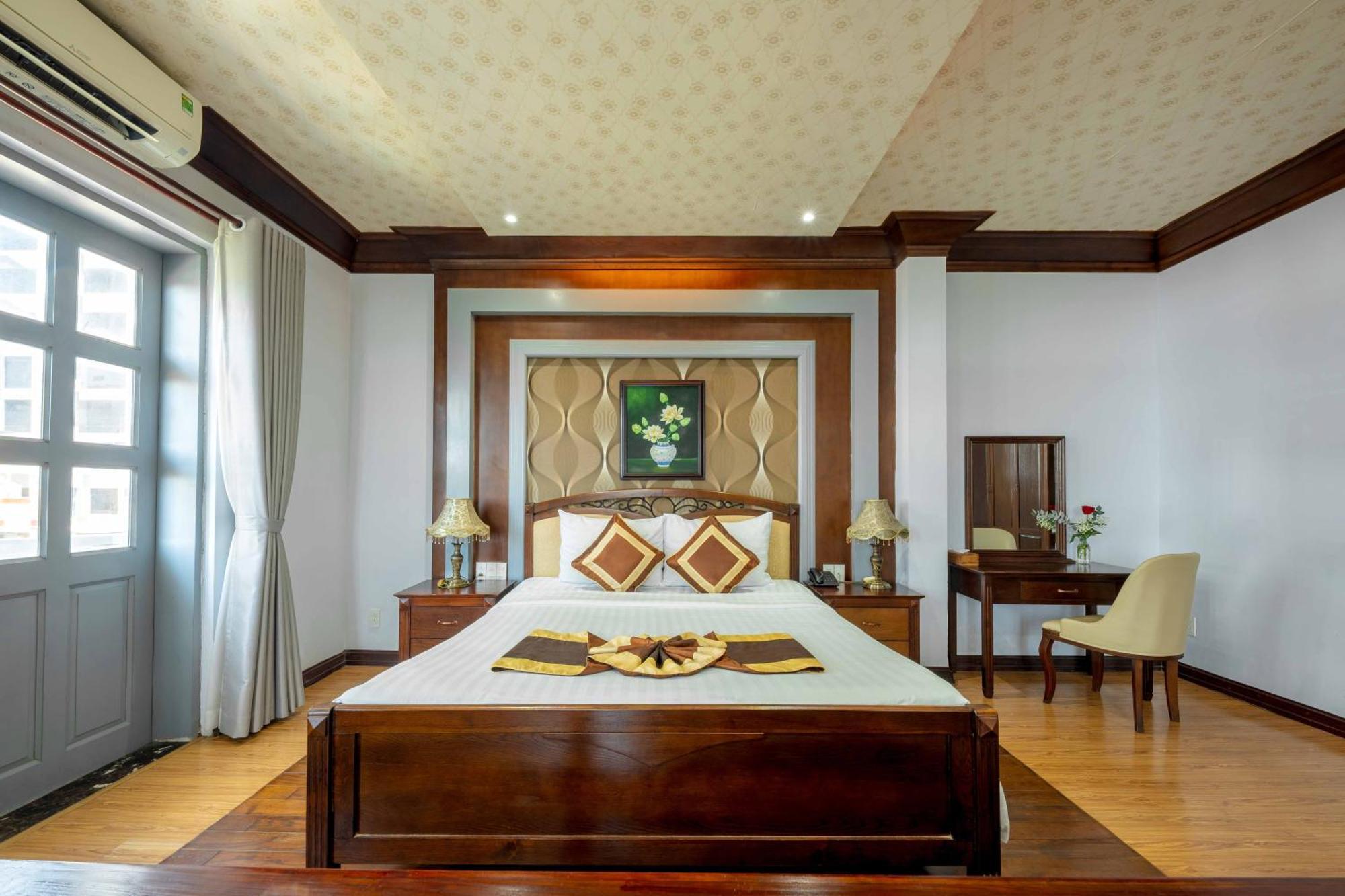Hotel Rembrandt 3*