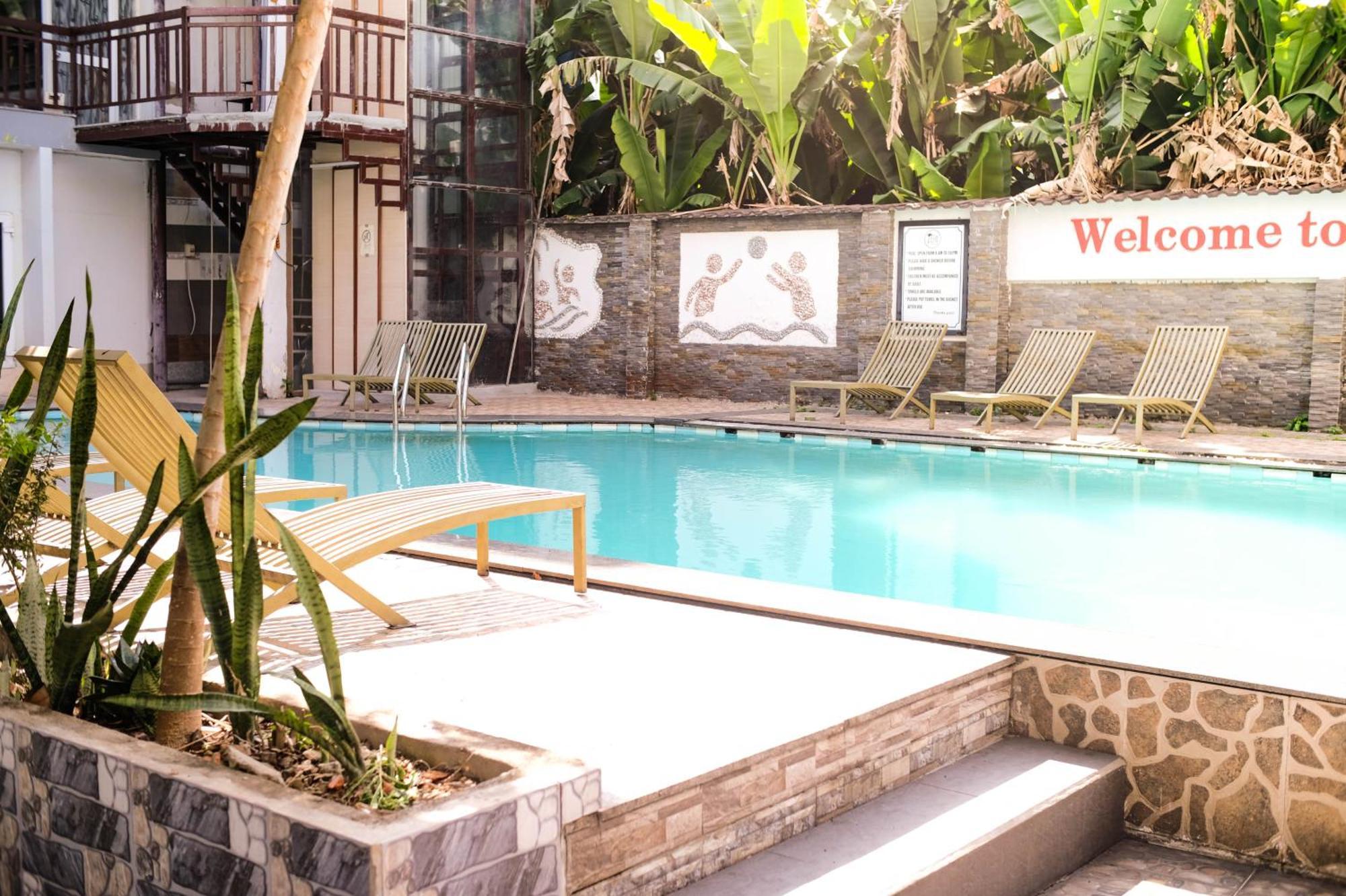 Paradise Hotel
