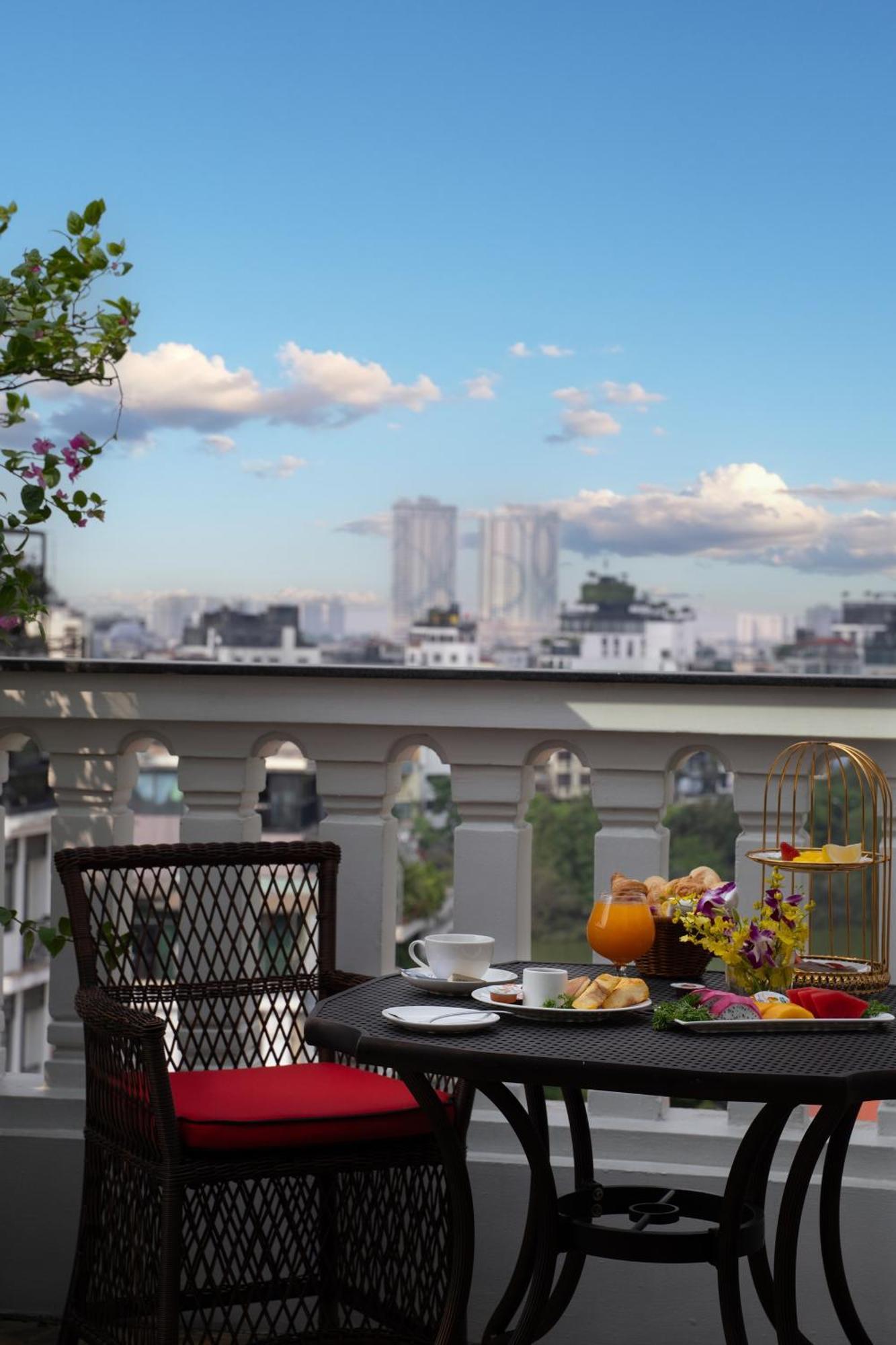 Hotel The Oriental Jade Hanoi
