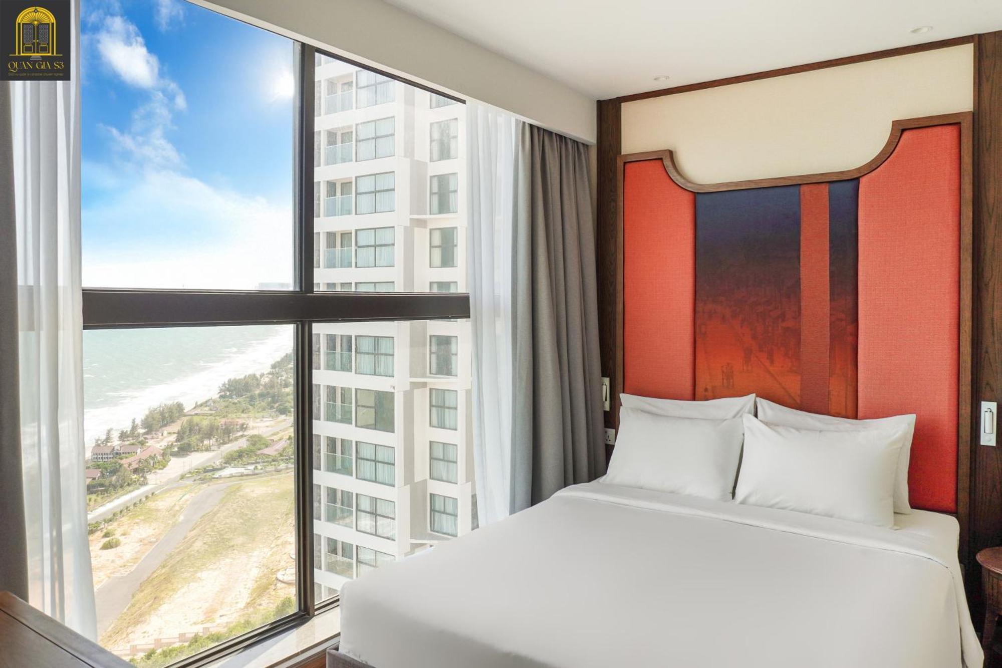 Mandala Oceanfront Driftwood Hotel