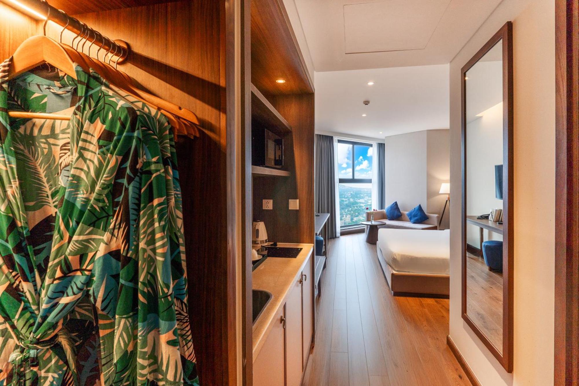 Mandala Oceanfront Driftwood Hotel 5*