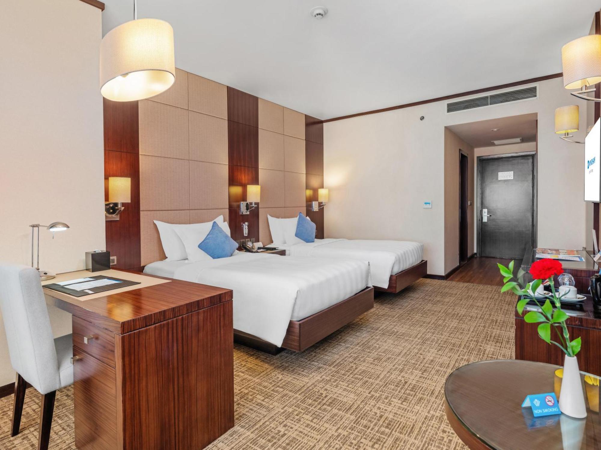 Wyndham Legend Halong 5* Ha Long